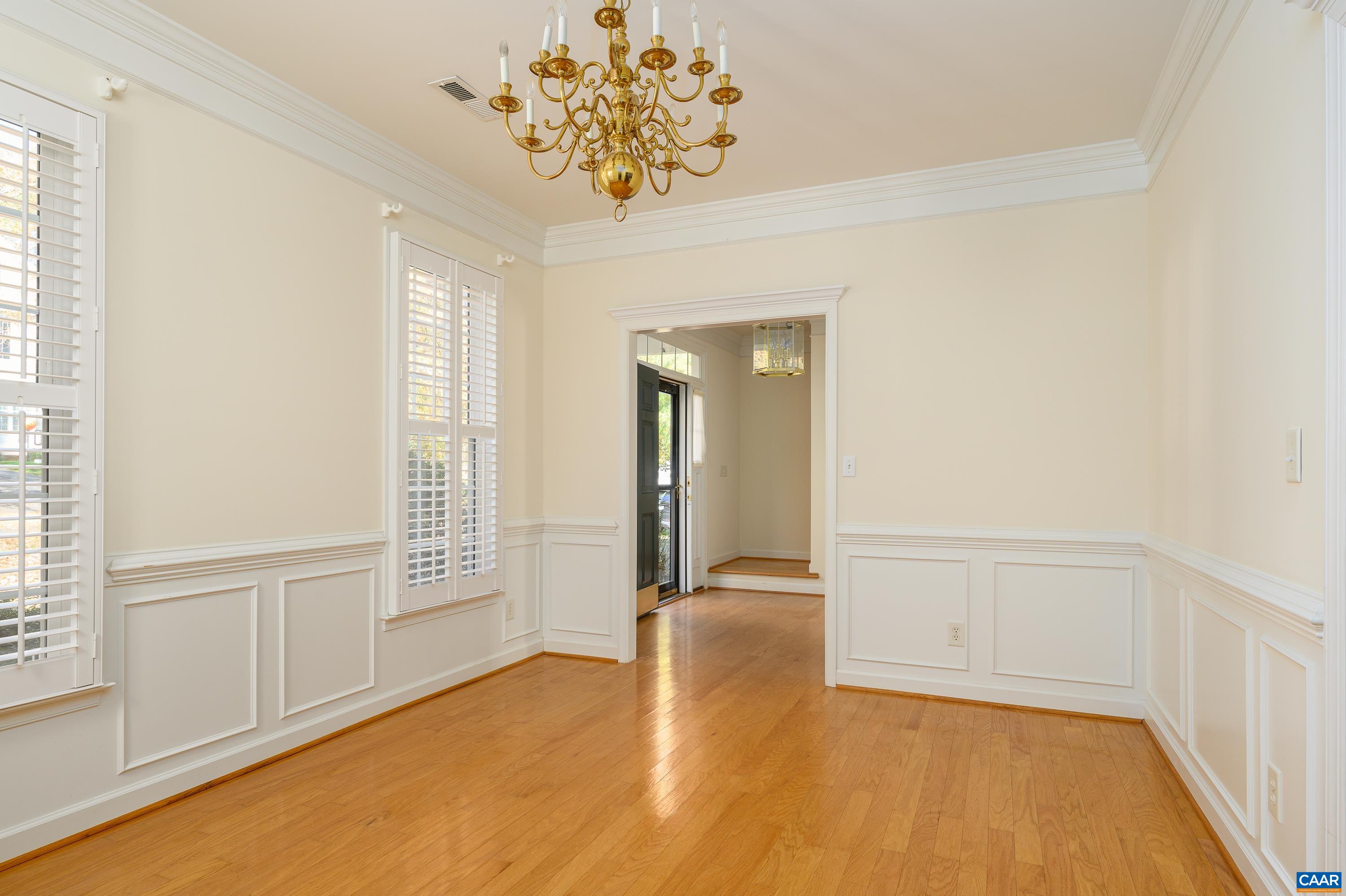 3119 TURNBERRY CIR