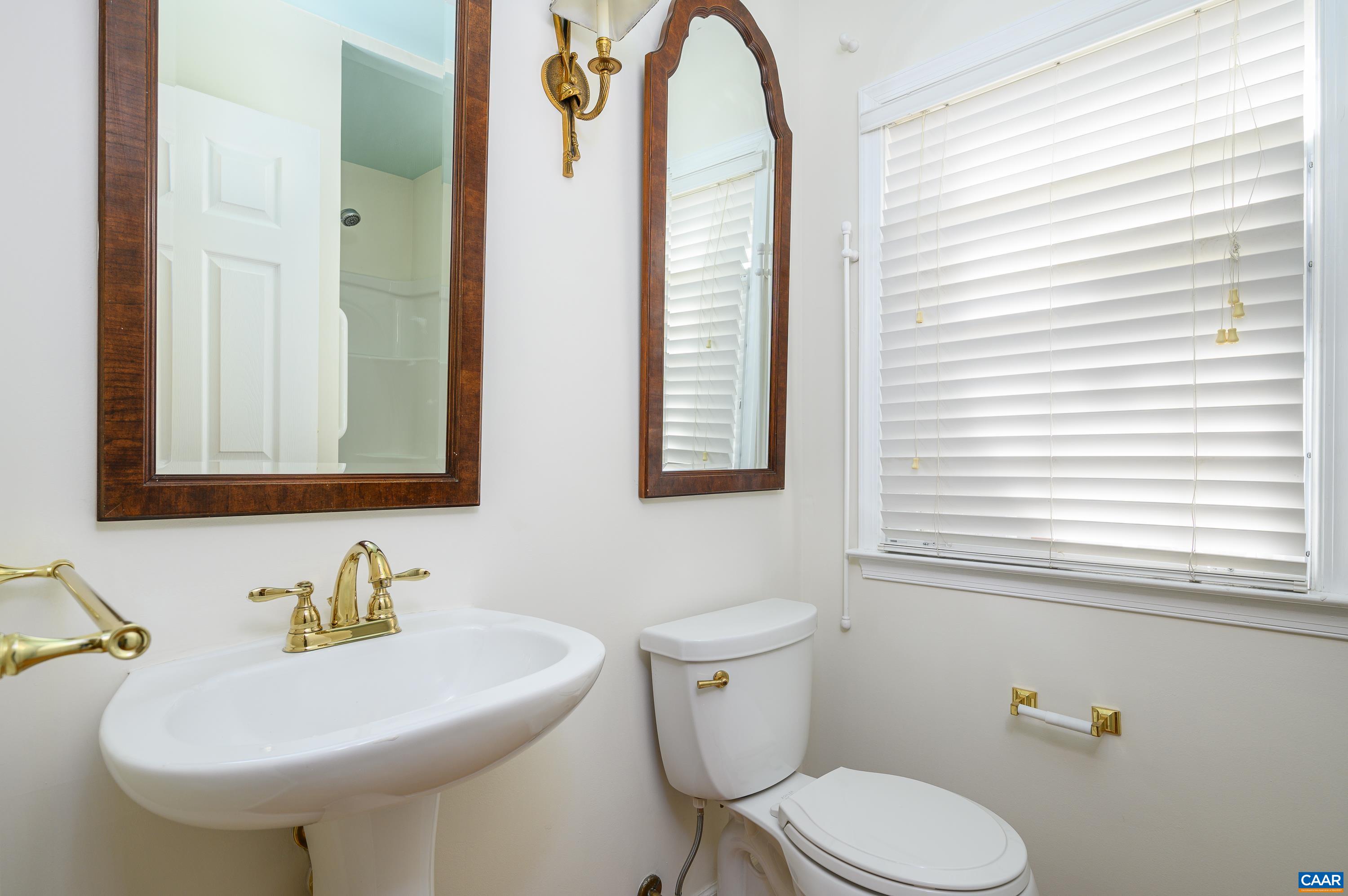 3119 TURNBERRY CIR