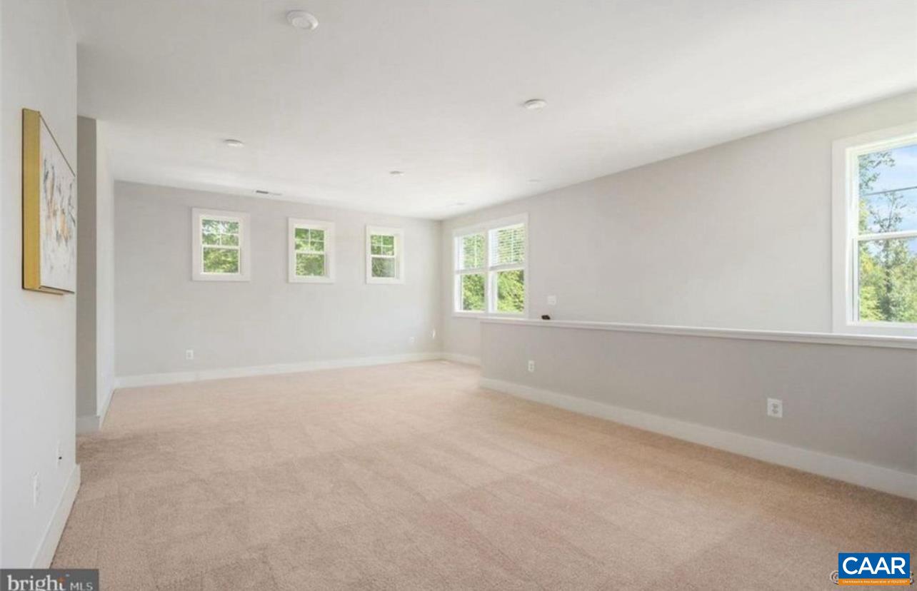 1783 FLORA LN