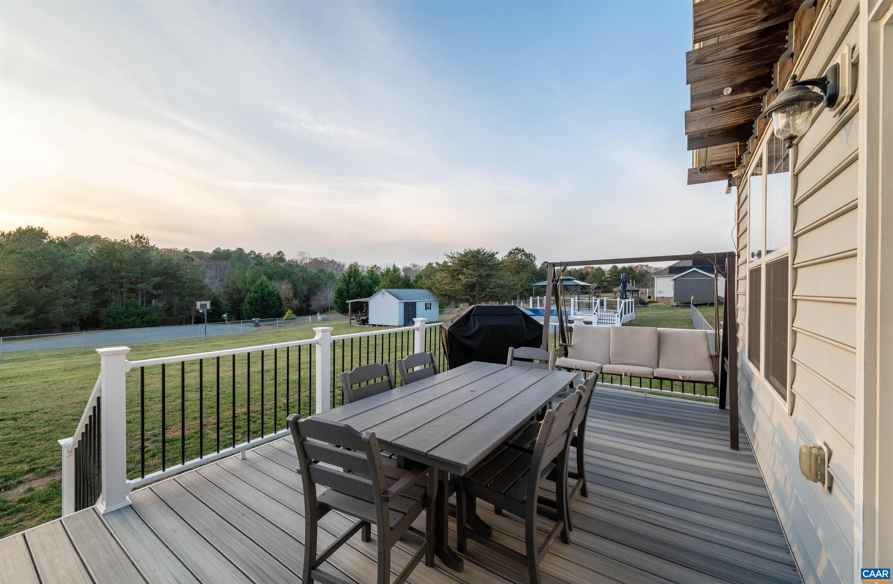 354 OLIVER RIDGE LN