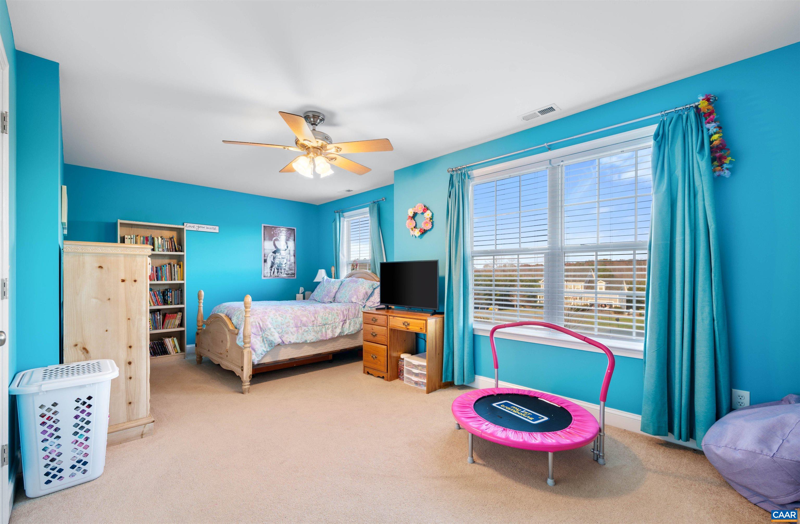 354 OLIVER RIDGE LN