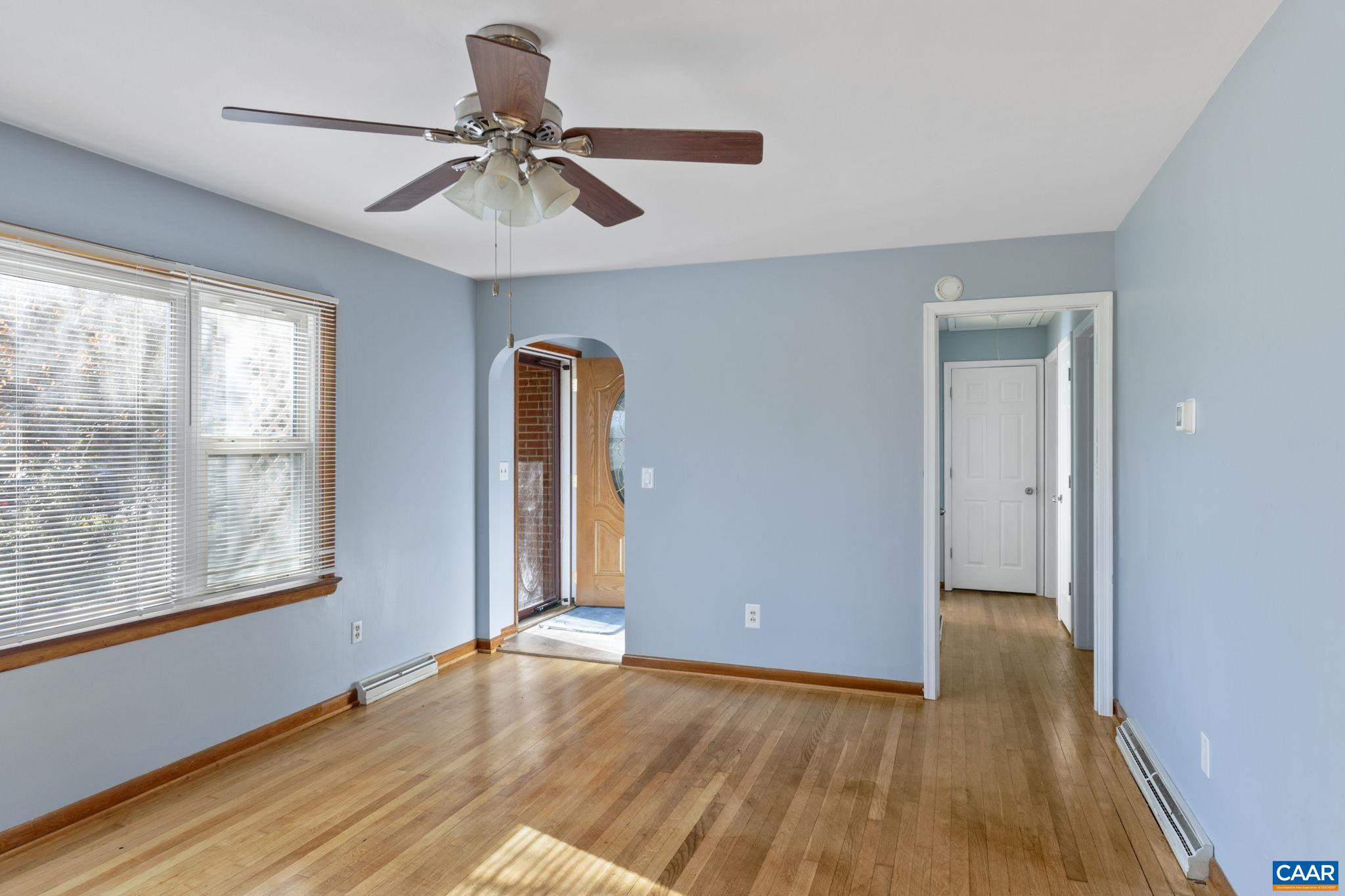 855 MOORE RD