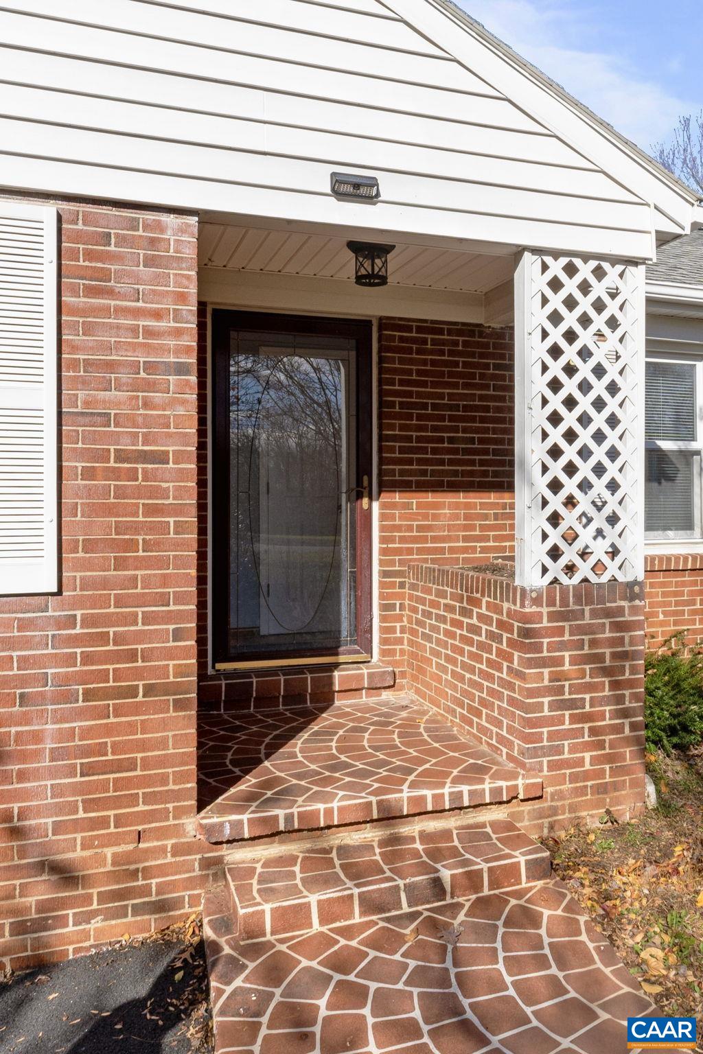 855 MOORE RD