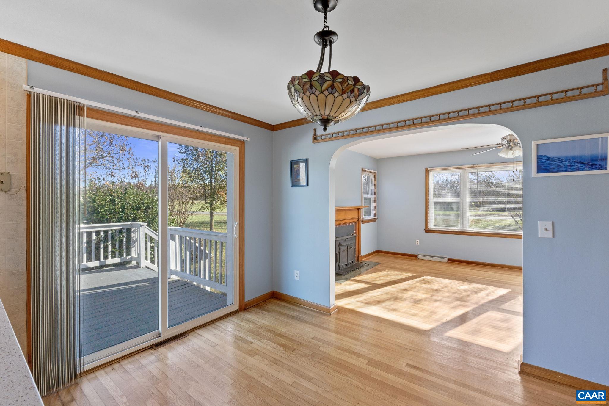 855 MOORE RD