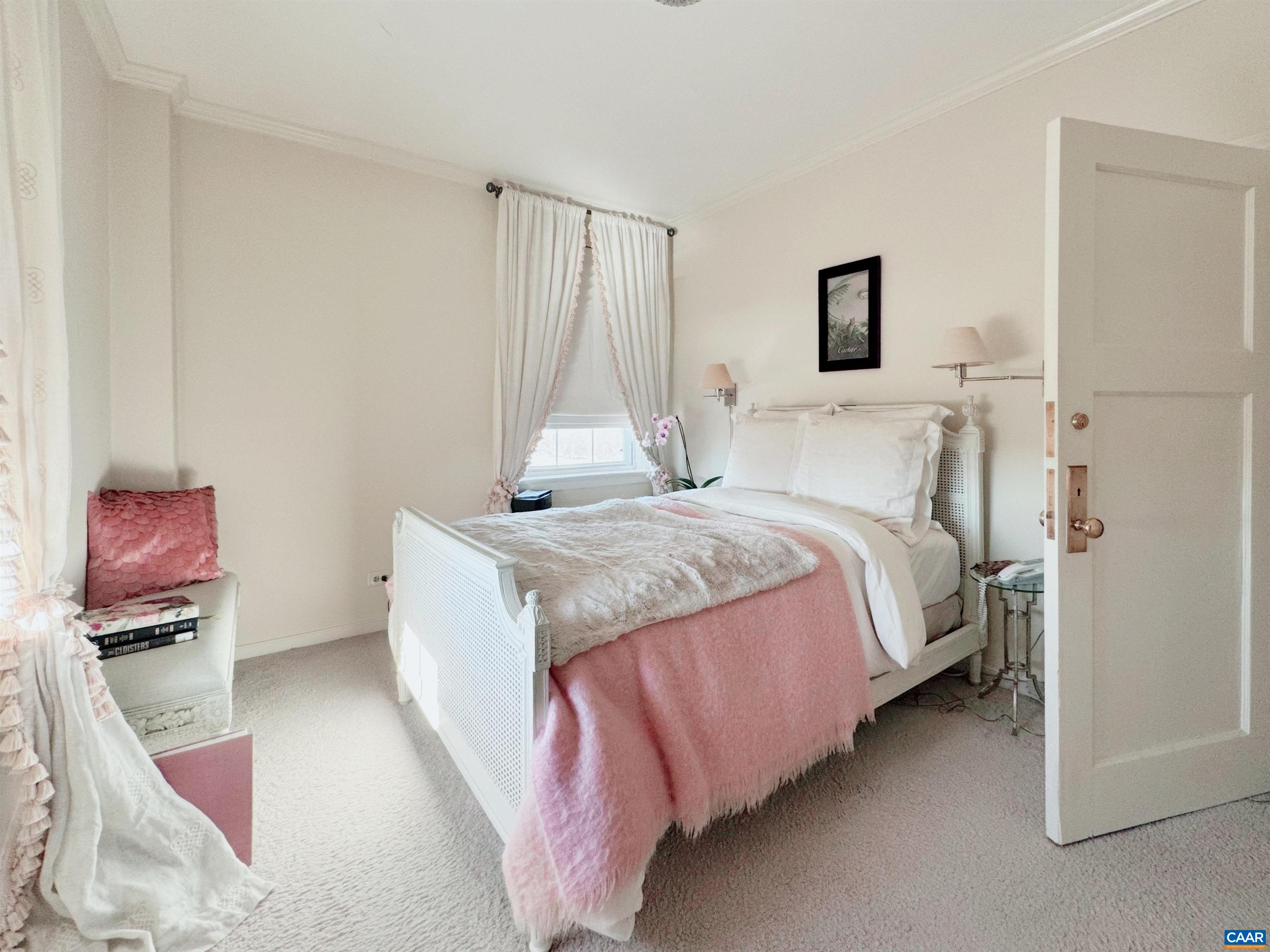 500 COURT SQ Unit: 907