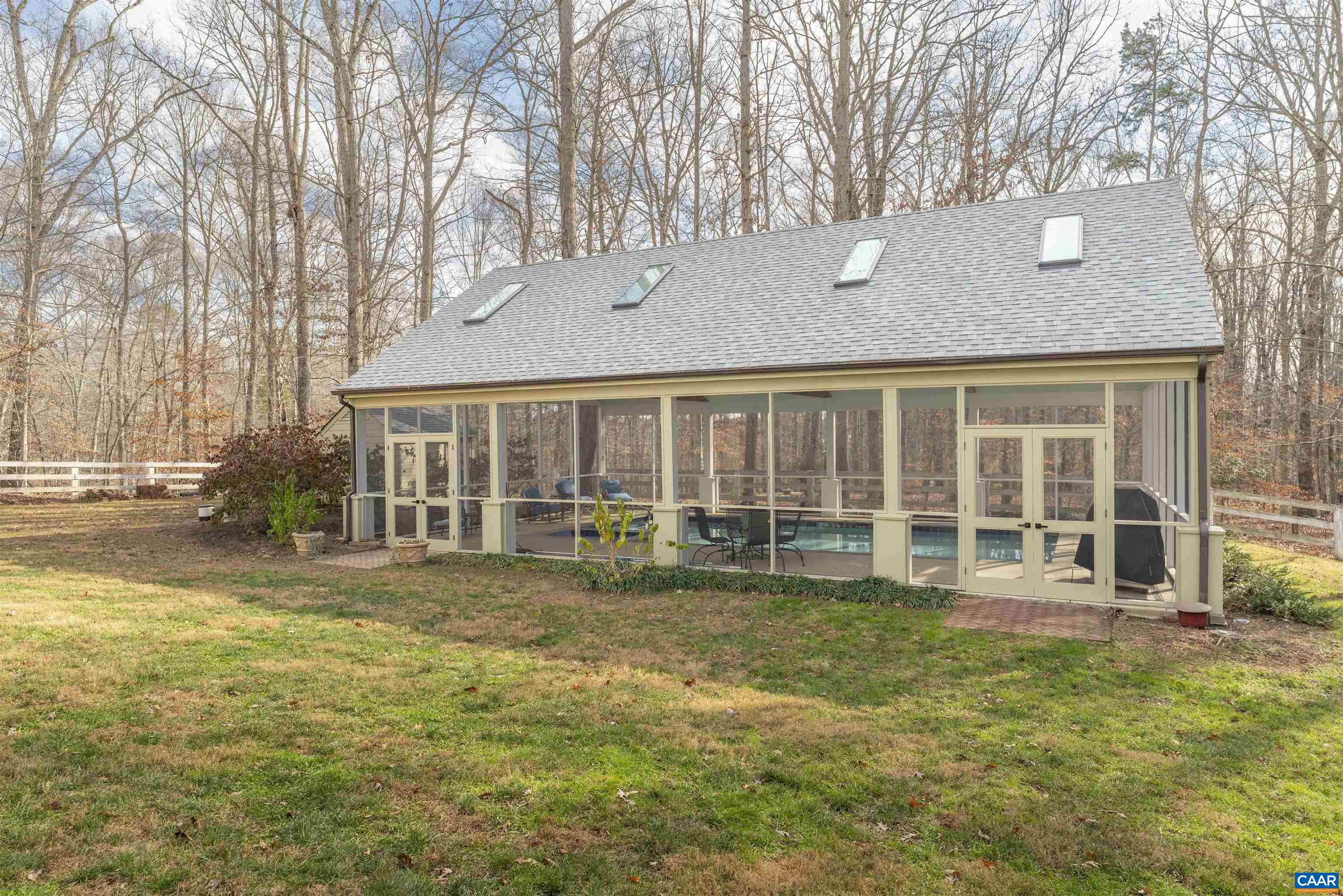 1335 SAINT JOHN RD