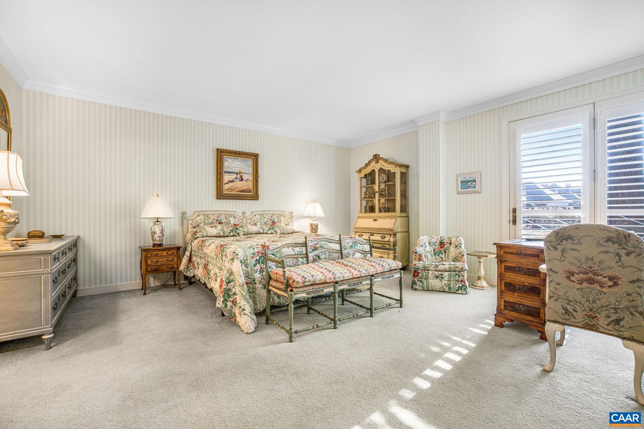 625 WORTHINGTON DR 101
