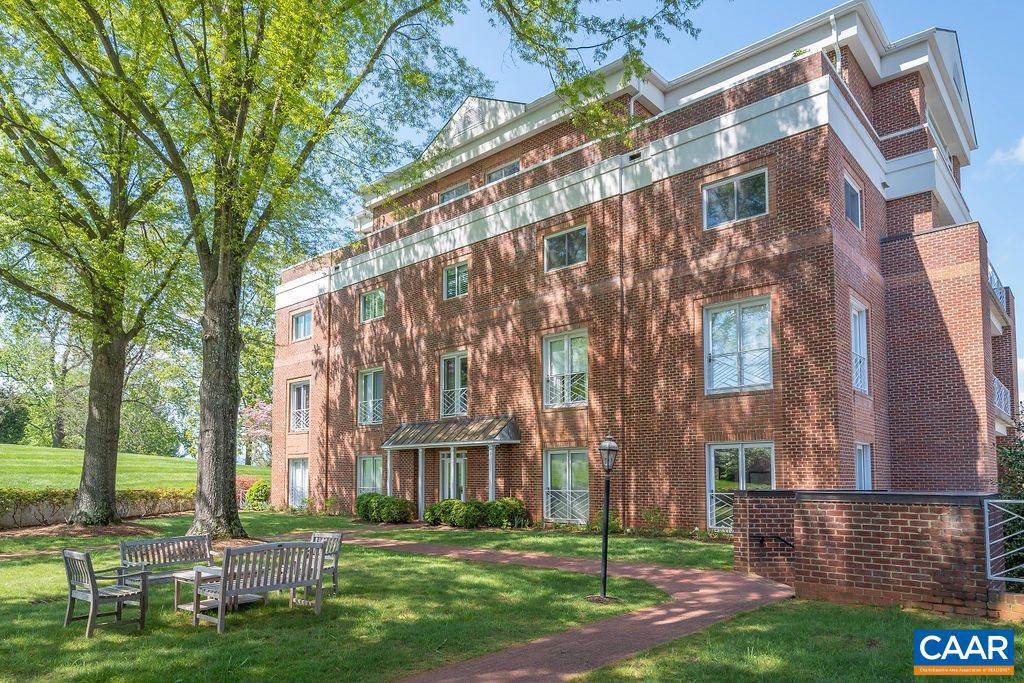 625 WORTHINGTON DR 101