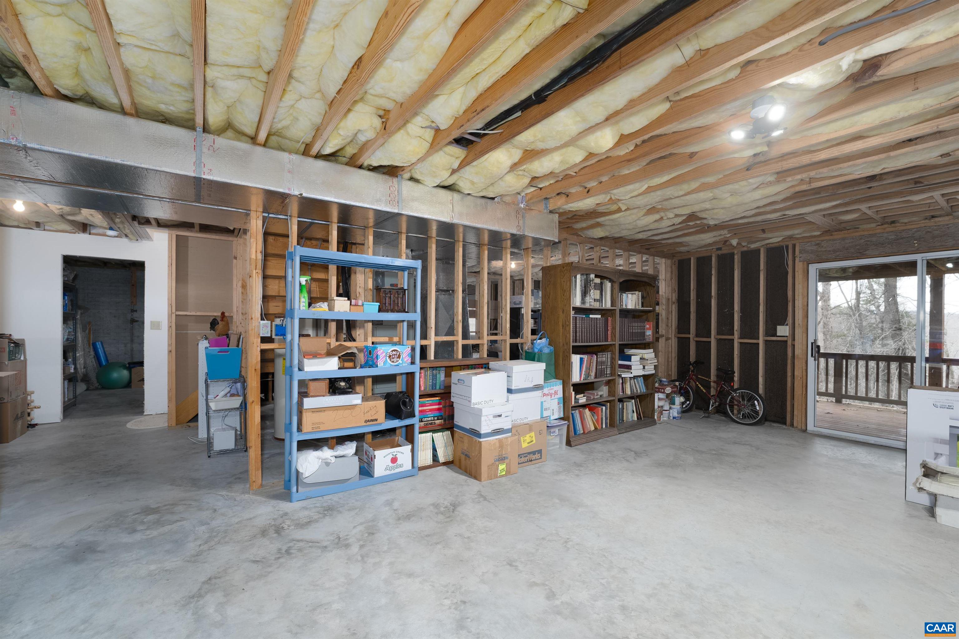 1170 FOXCHASE RDG