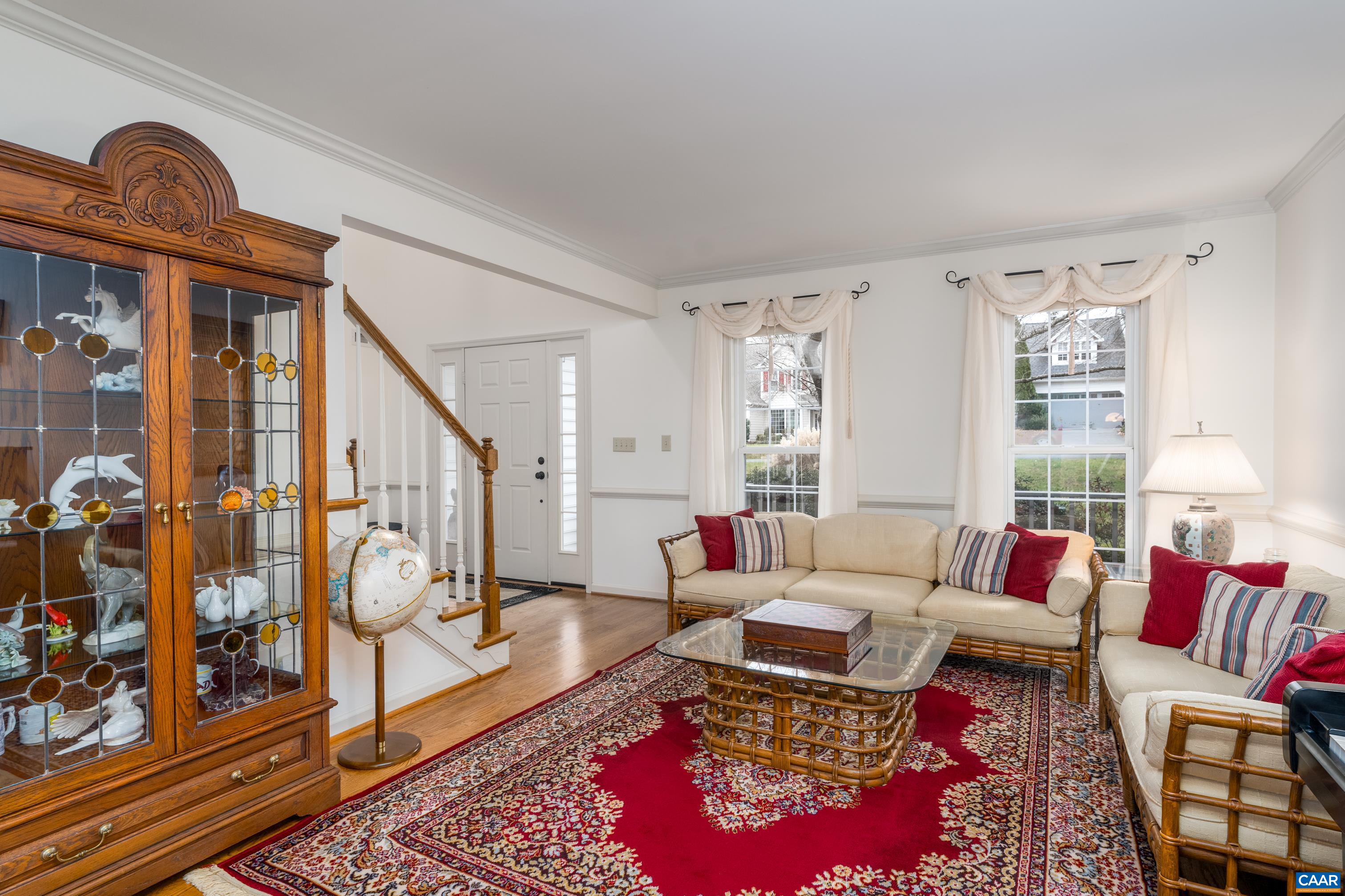 1170 FOXCHASE RDG