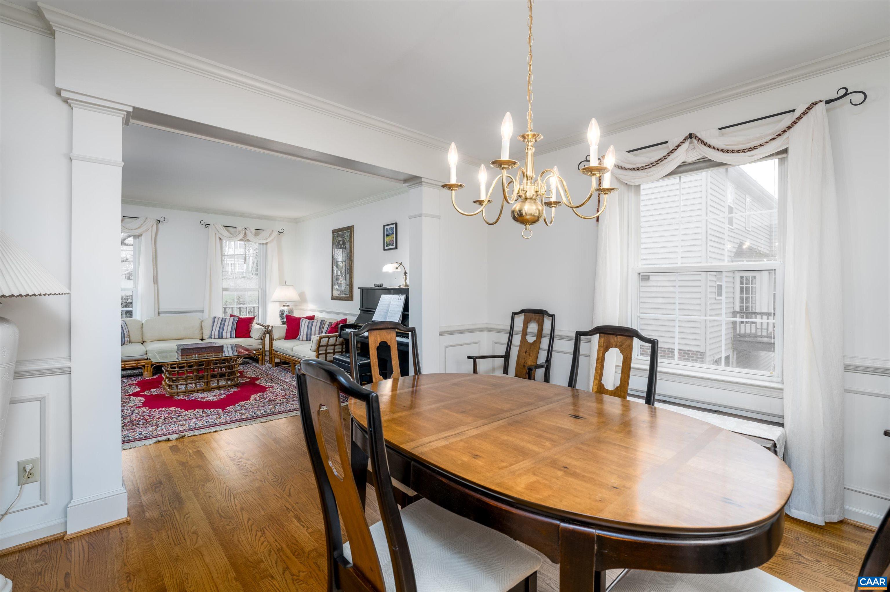 1170 FOXCHASE RDG