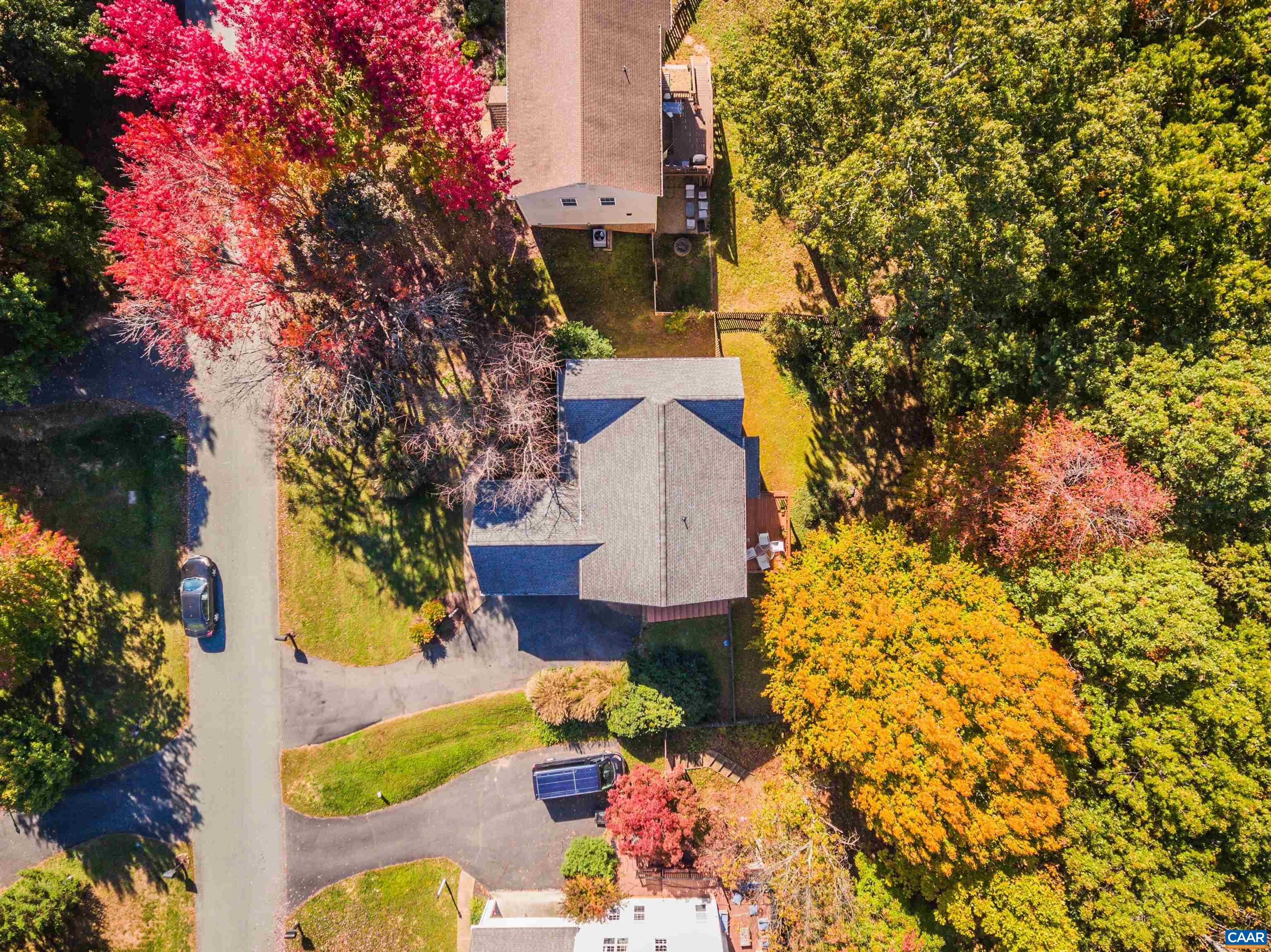 1170 FOXCHASE RDG