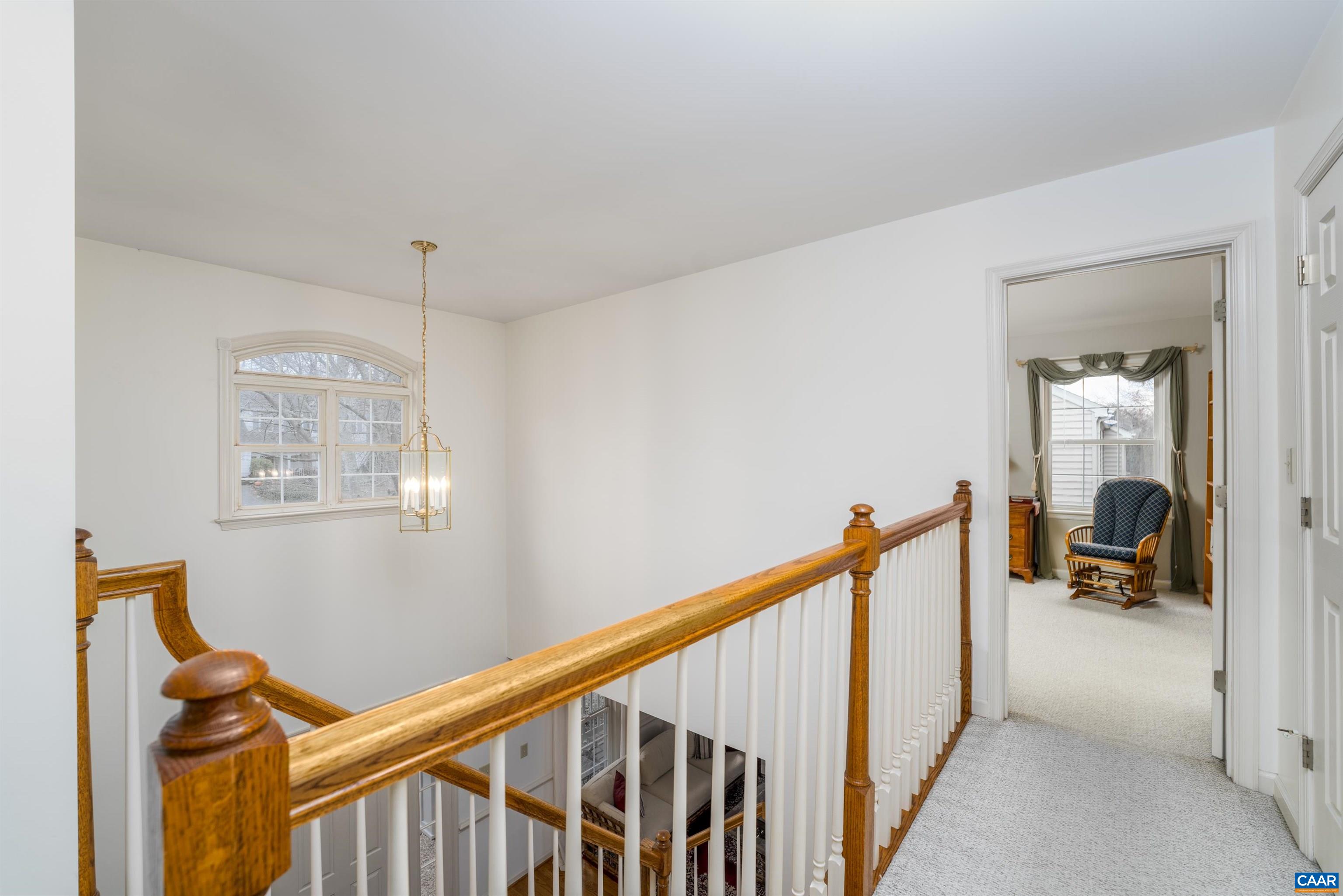 1170 FOXCHASE RDG