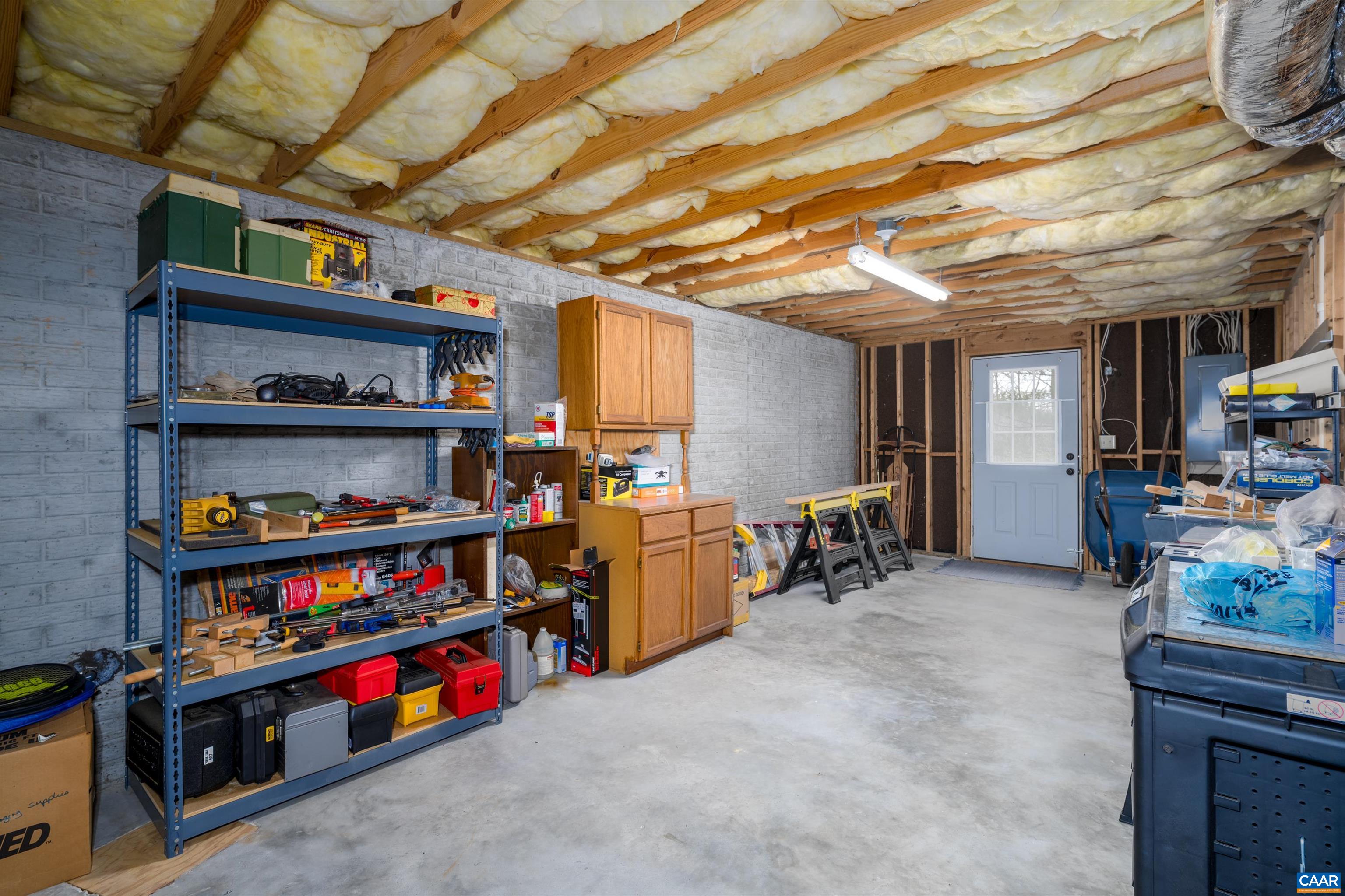 1170 FOXCHASE RDG