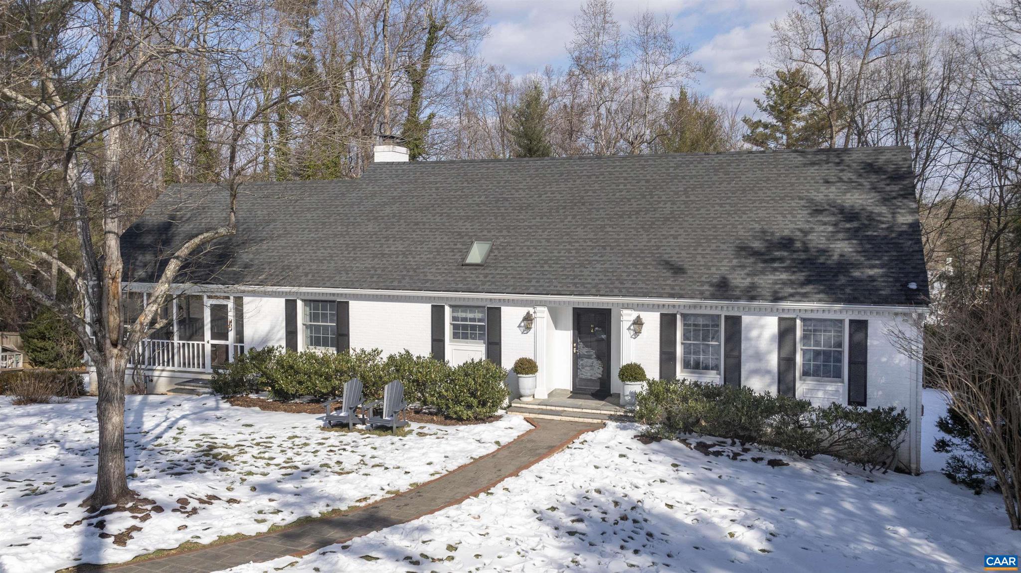 2210 CORNWALL RD