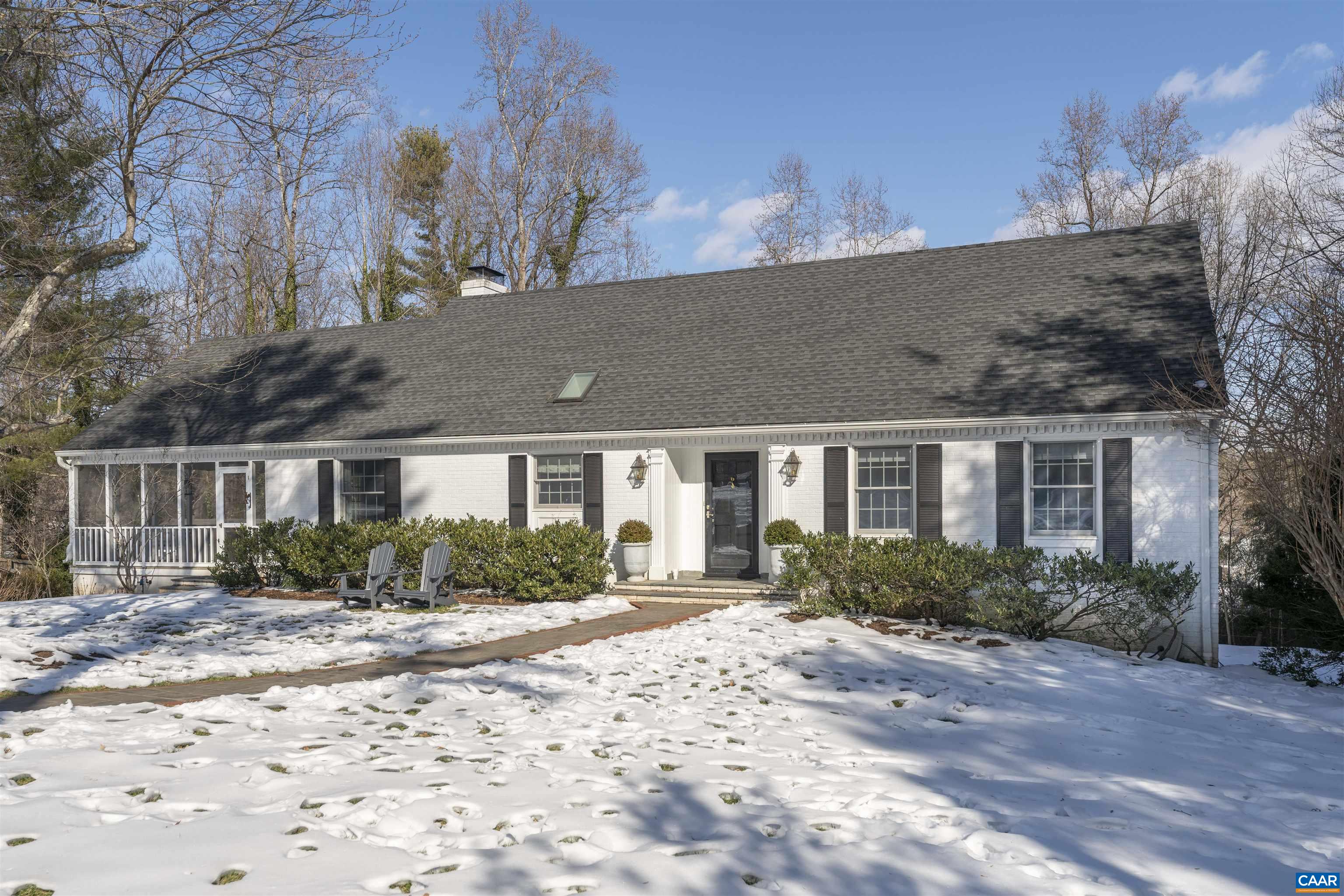 2210 CORNWALL RD