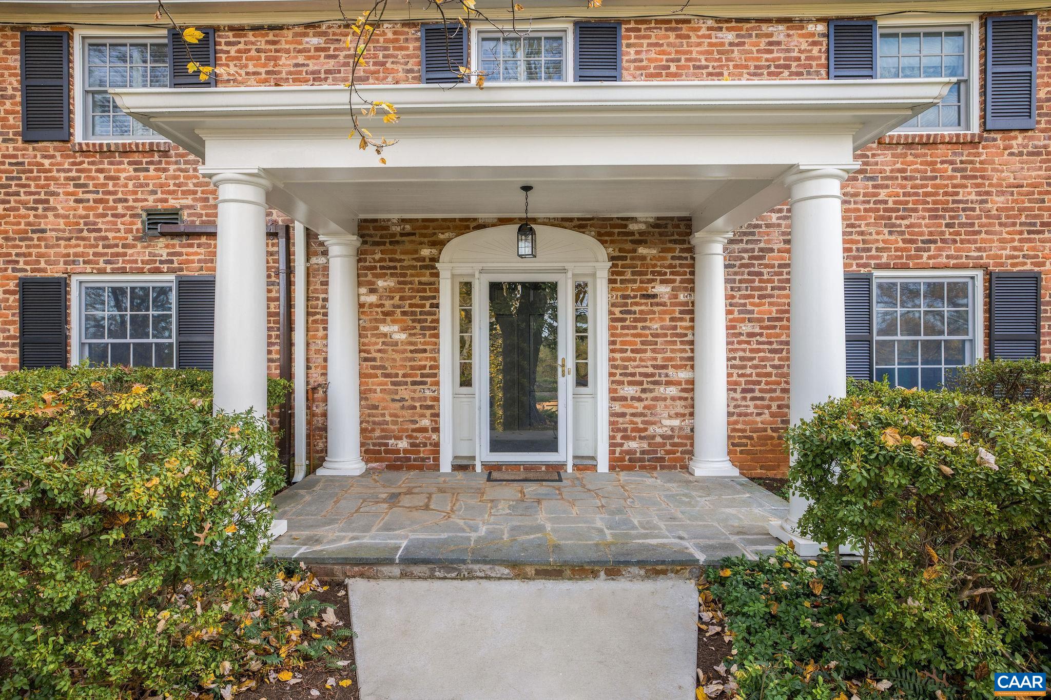 2418 NORTHFIELD RD