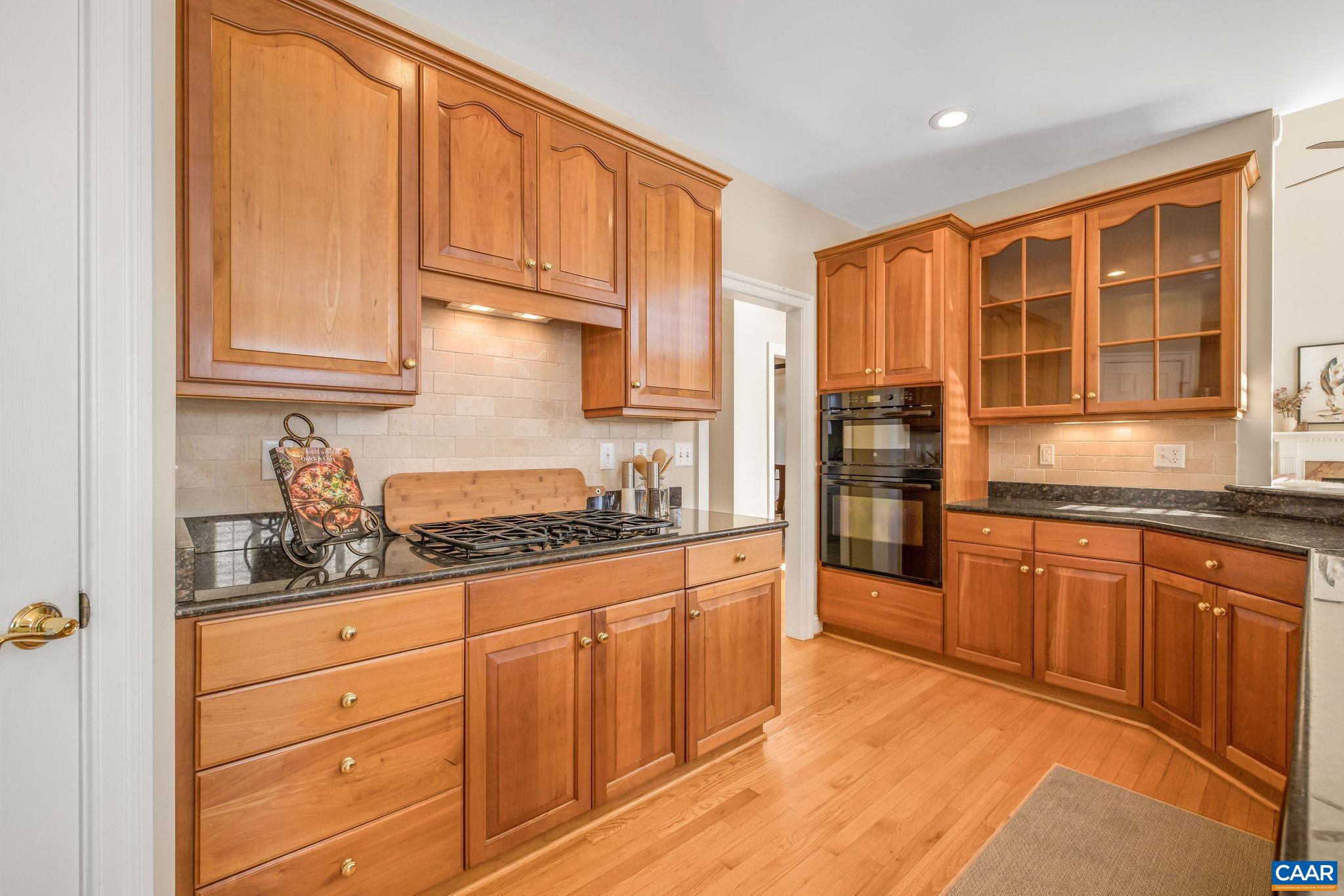 2444 PENDOWER LN