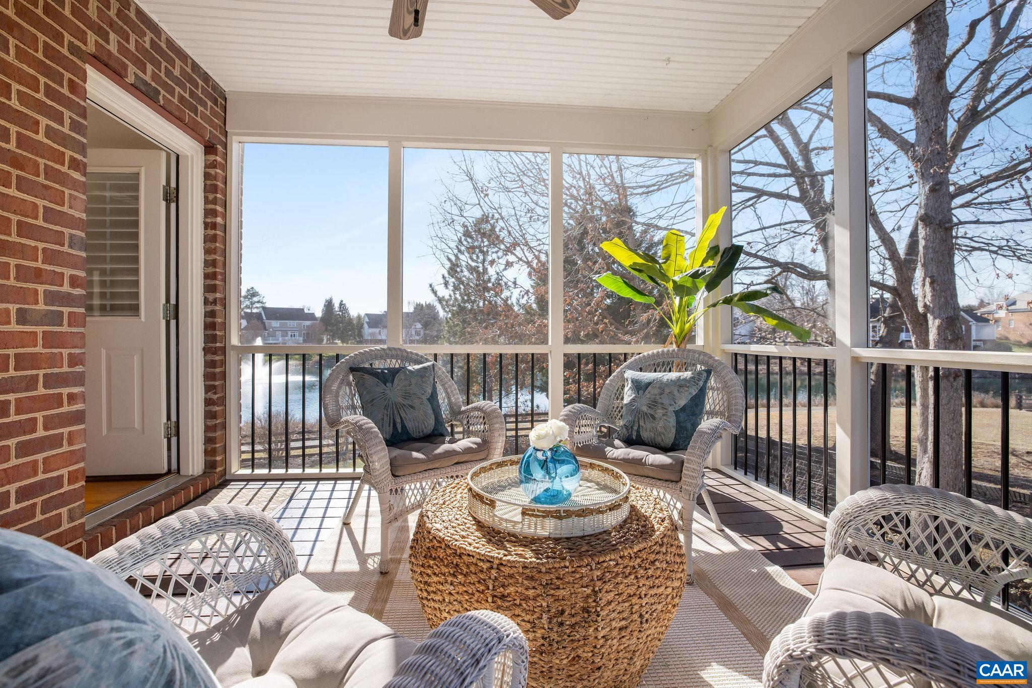 2444 PENDOWER LN