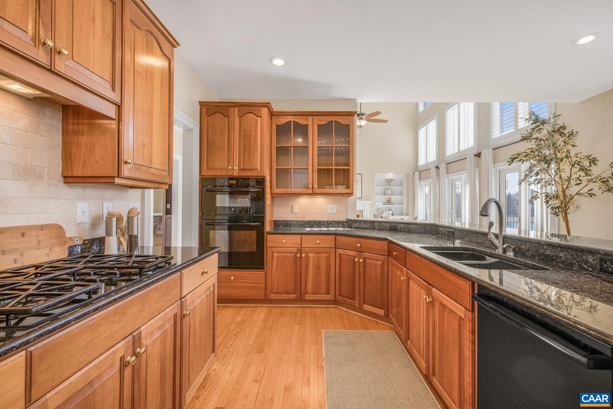 2444 PENDOWER LN