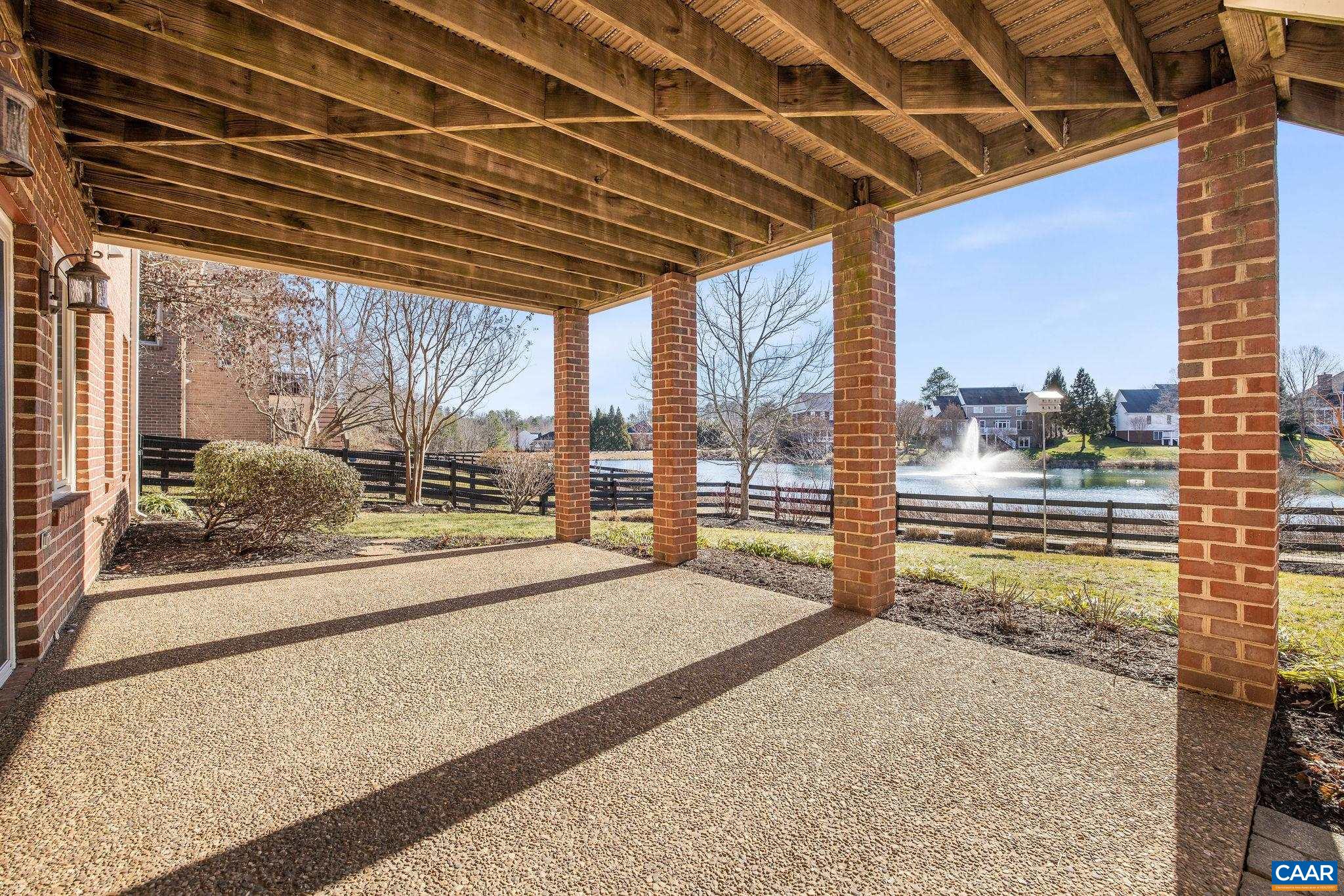 2444 PENDOWER LN