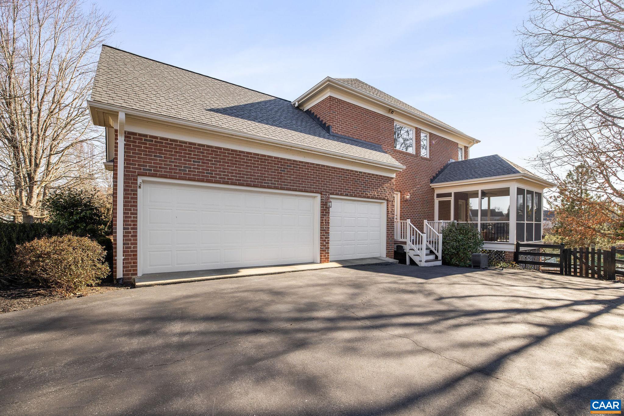 2444 PENDOWER LN