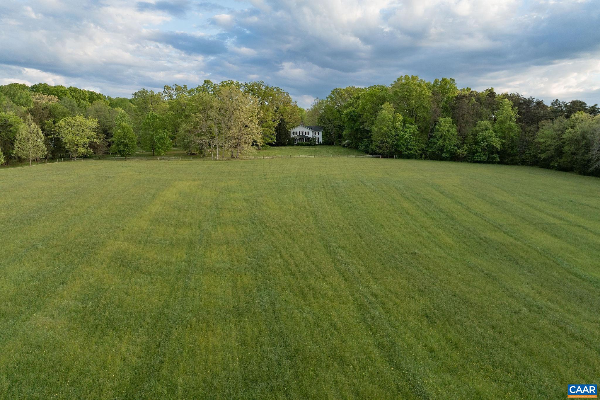 3535 E JACK JOUETT RD