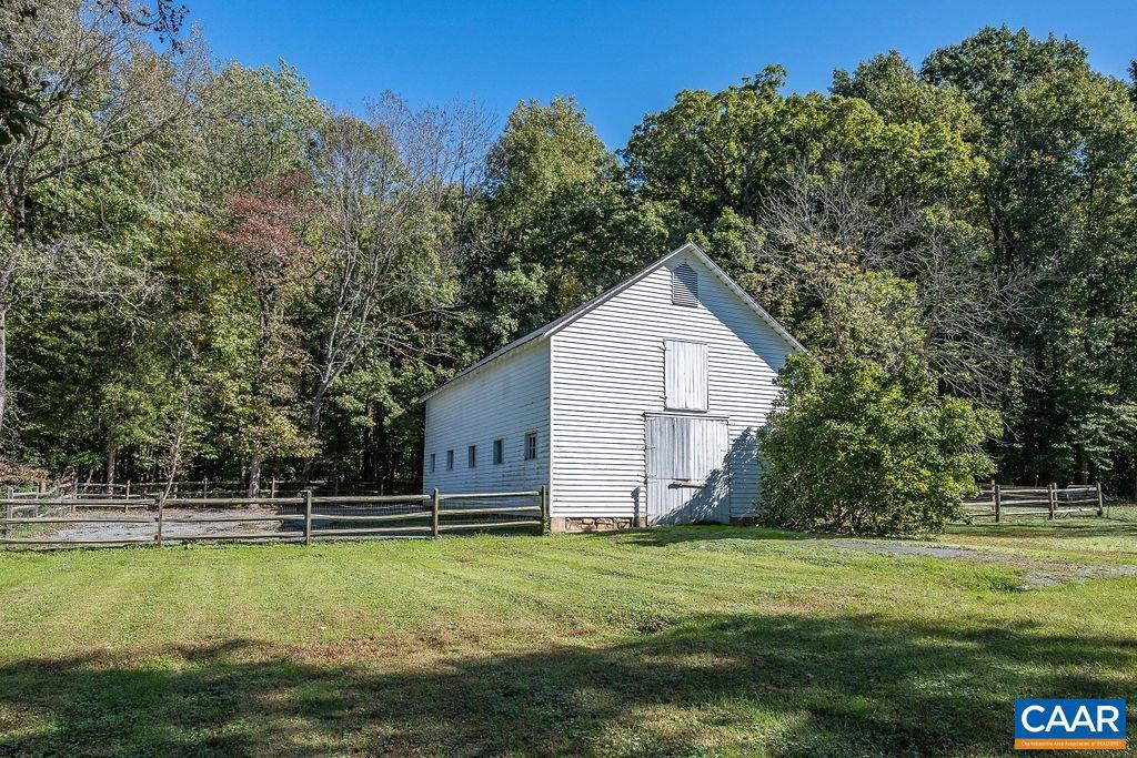3535 E JACK JOUETT RD