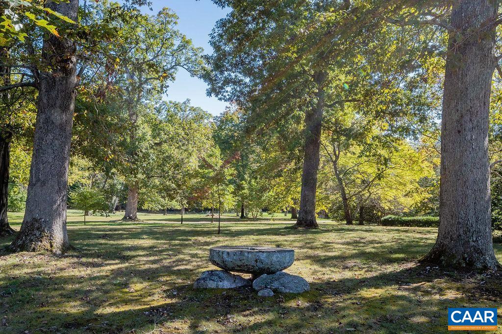 3535 E JACK JOUETT RD