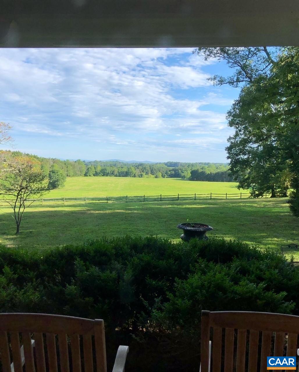 3535 E JACK JOUETT RD