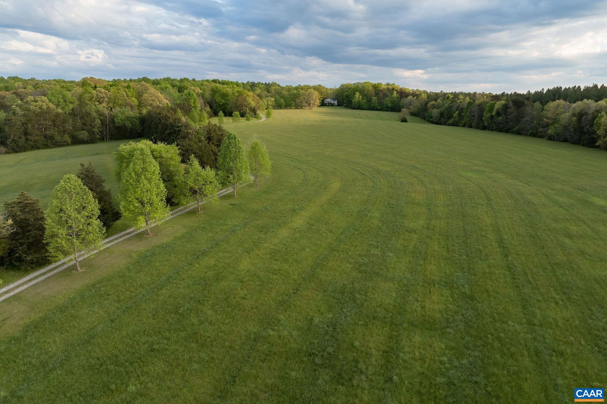 3535 E JACK JOUETT RD