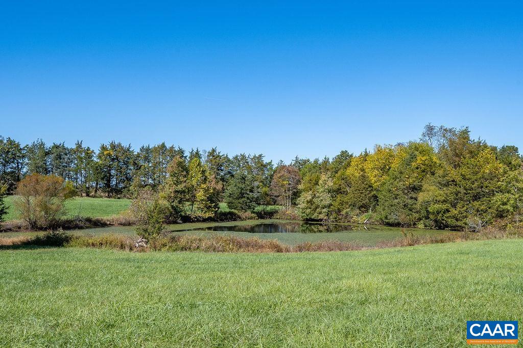 3535 E JACK JOUETT RD