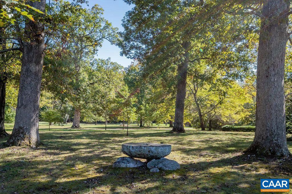 3535 E JACK JOUETT RD