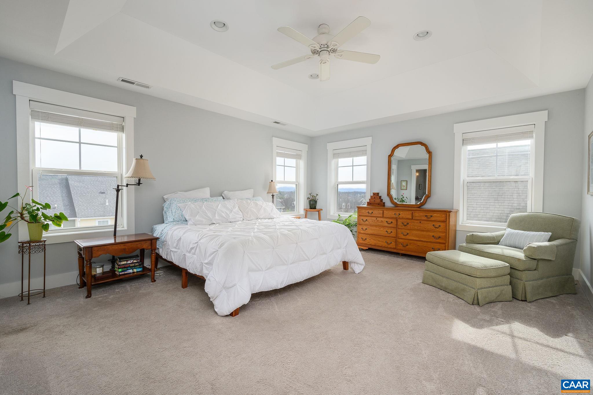 1101 KILLDEER LN