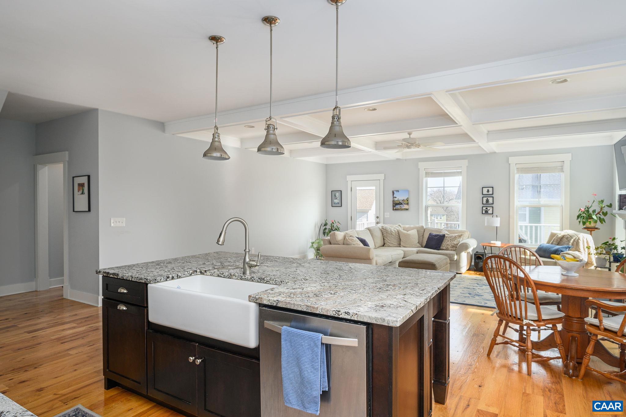 1101 KILLDEER LN