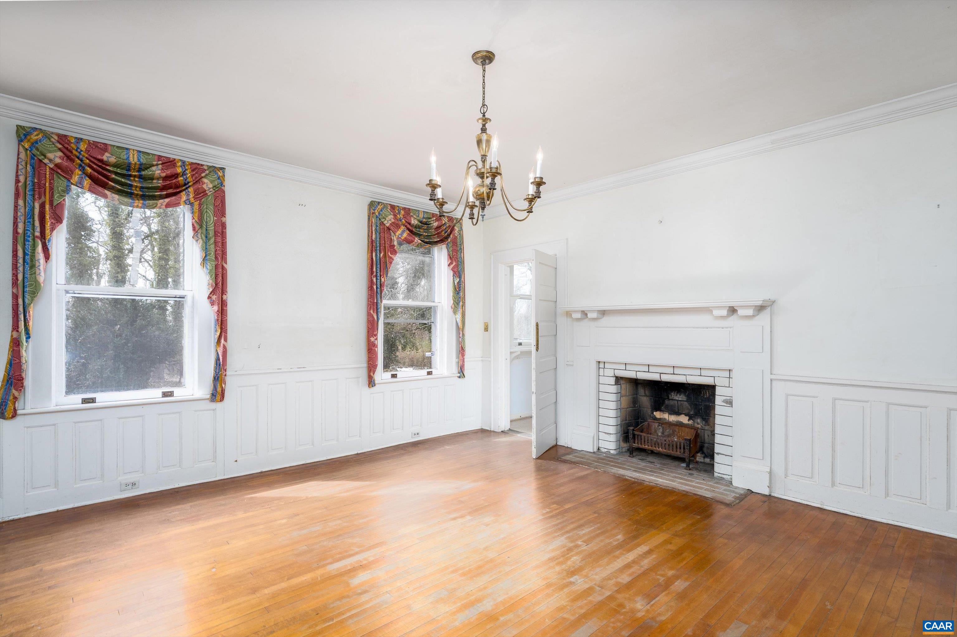278 JAMES RIVER RD