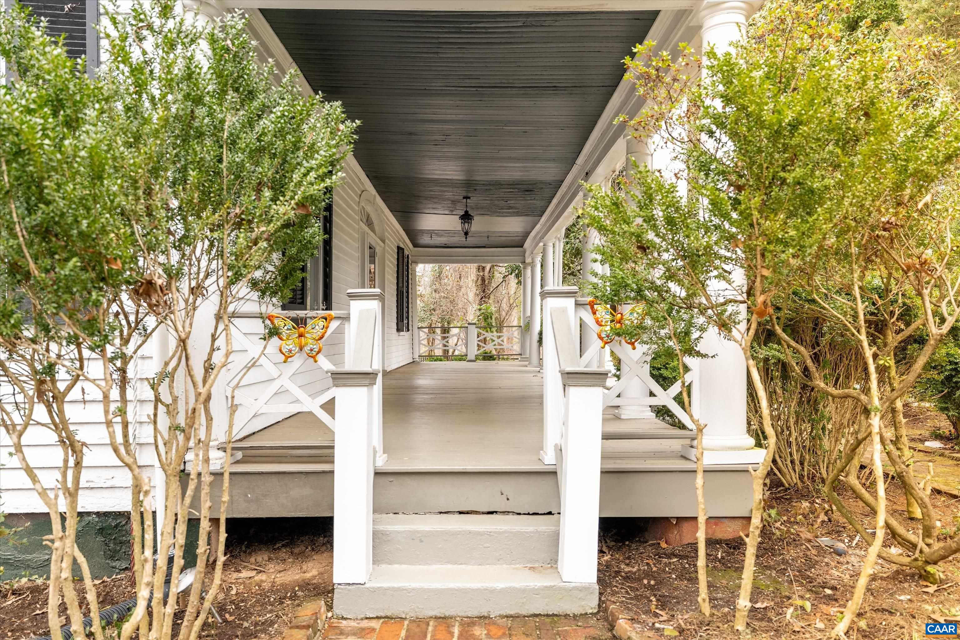 278 JAMES RIVER RD