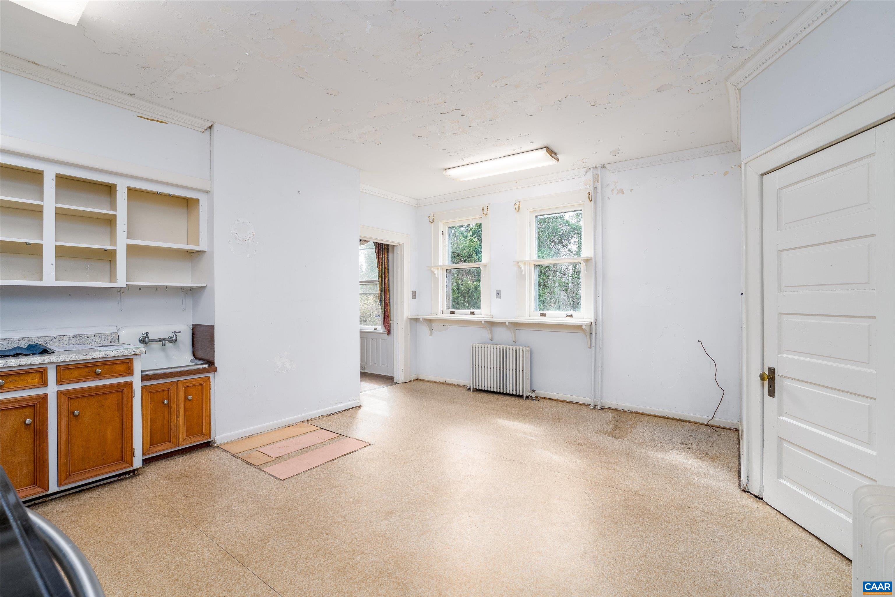 278 JAMES RIVER RD