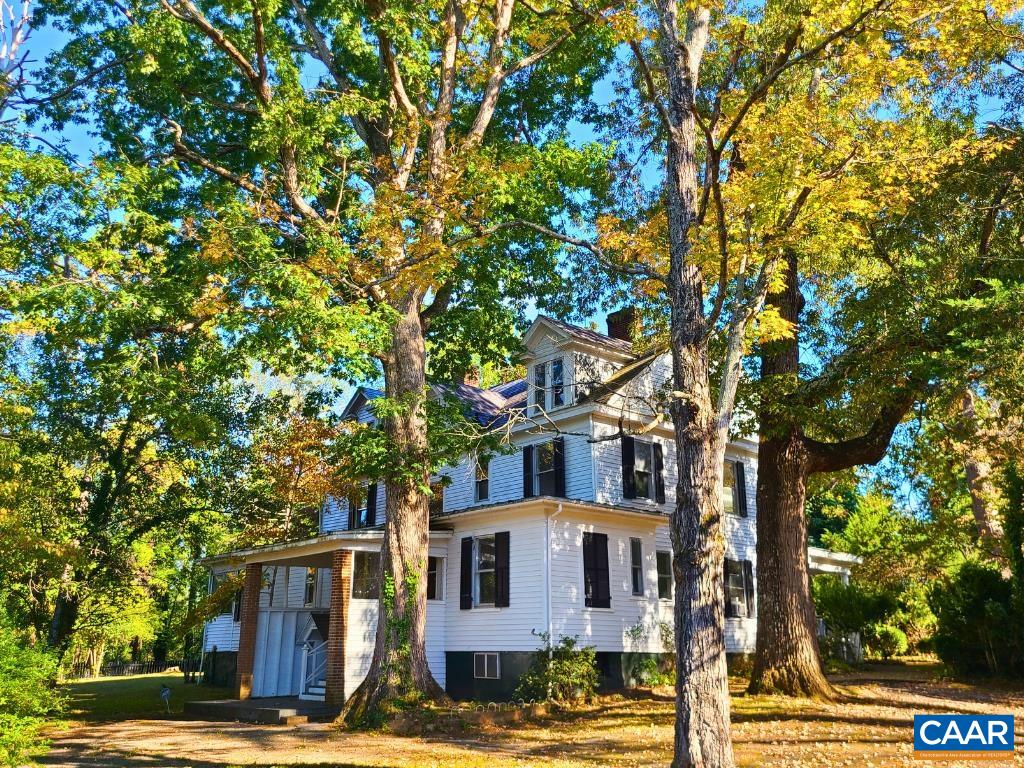 278 JAMES RIVER RD