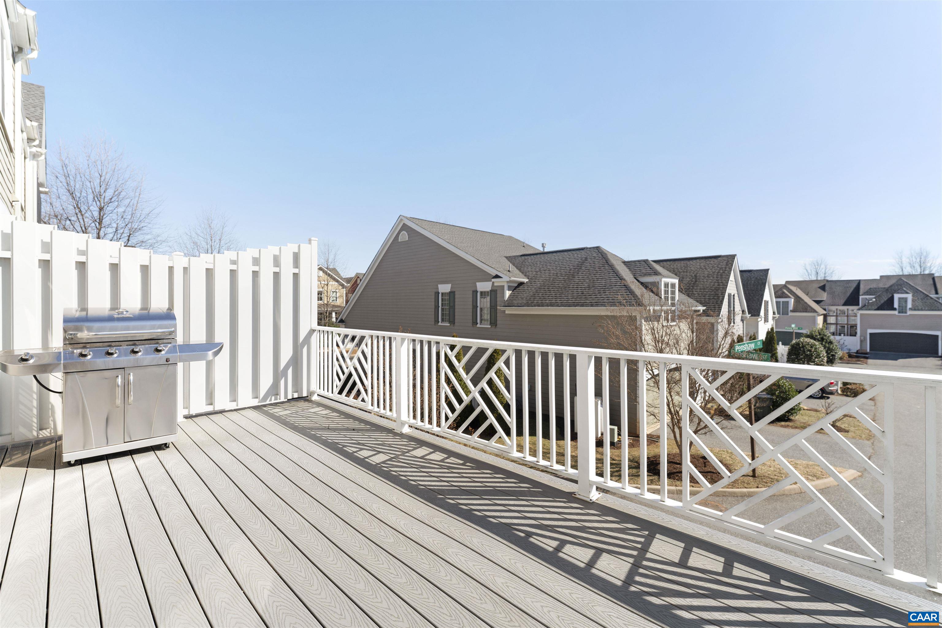 5355 GOLF DR