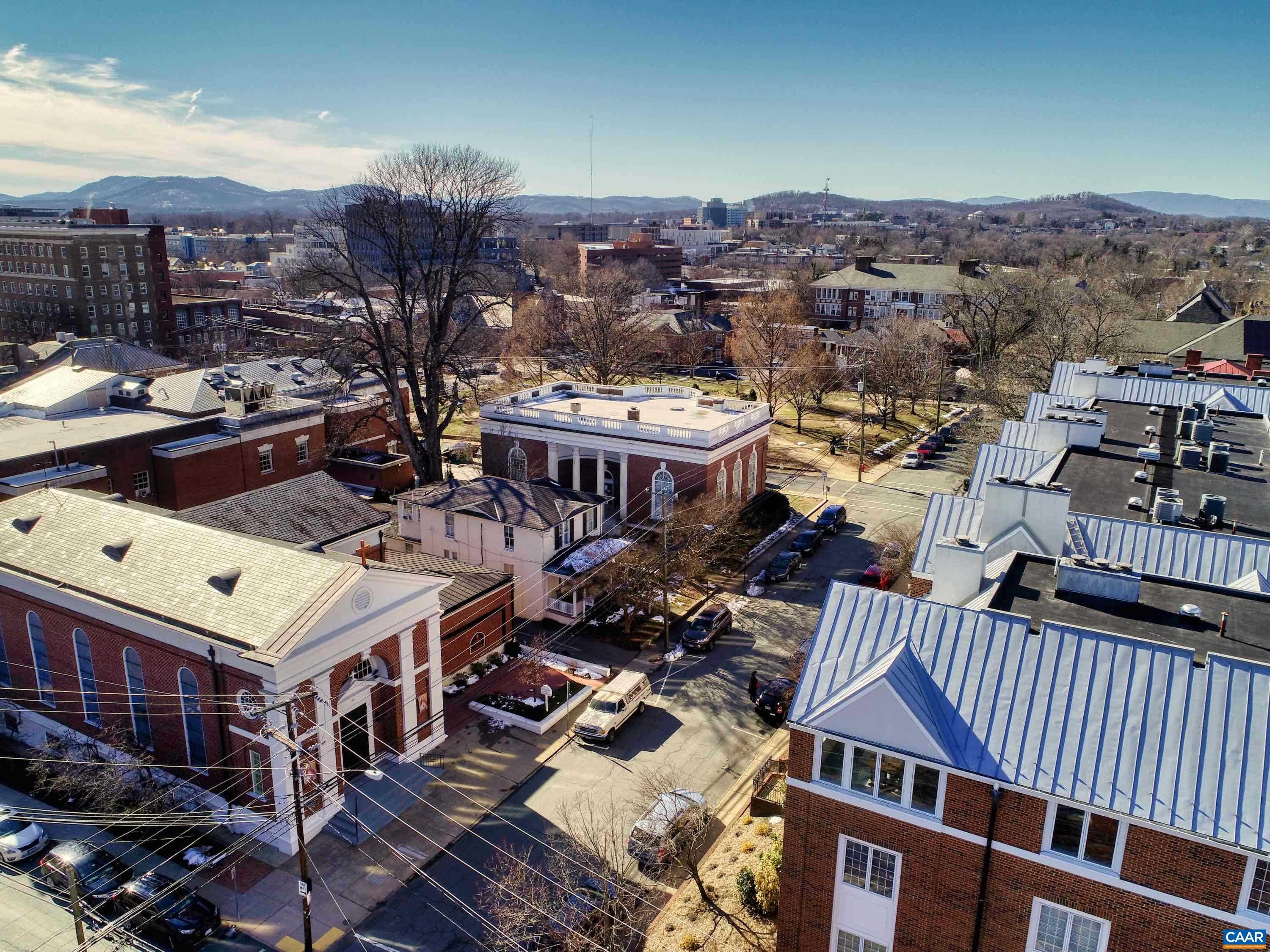 261 E JEFFERSON ST Unit: 31,32