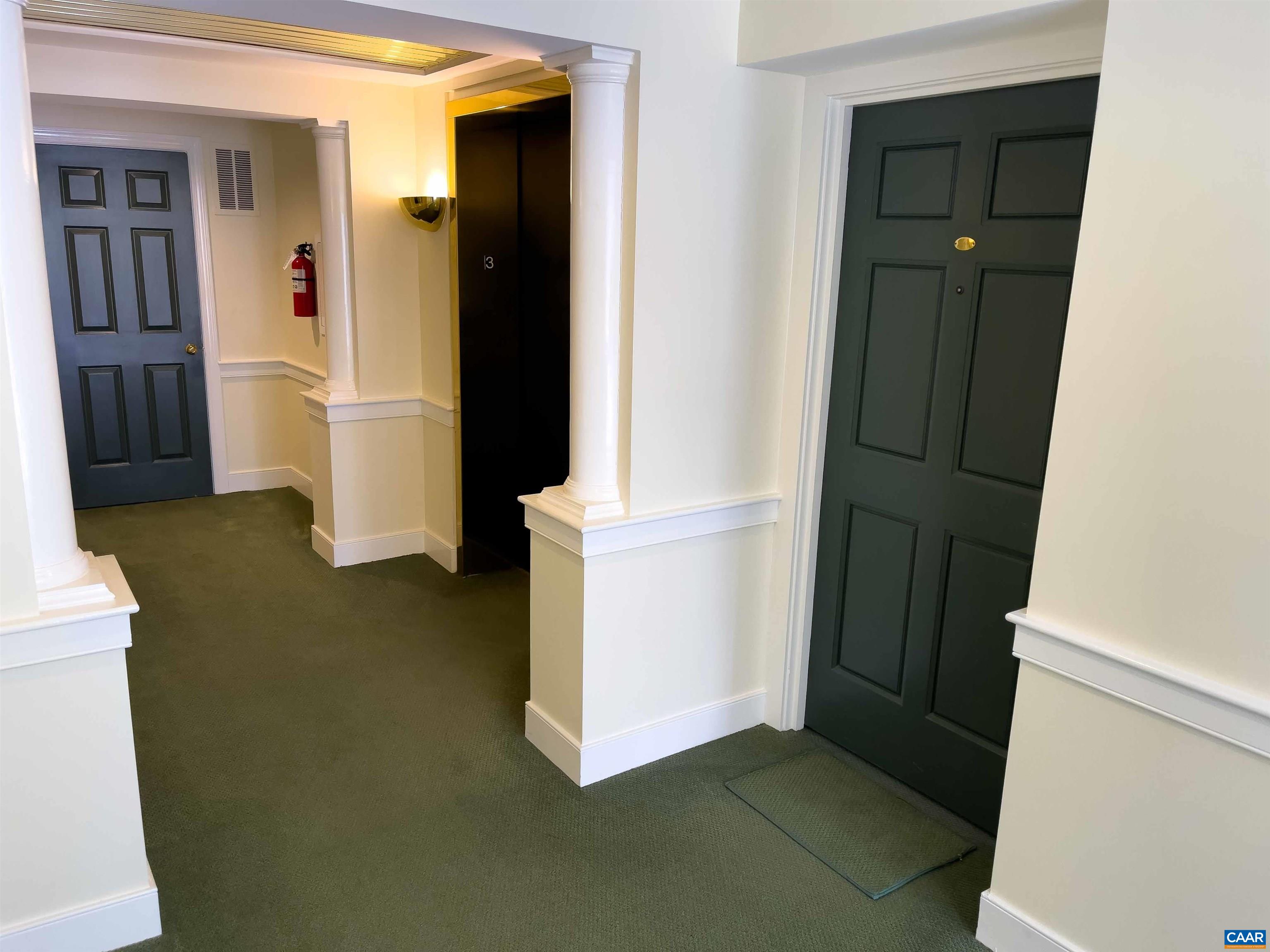 261 E JEFFERSON ST Unit: 31,32