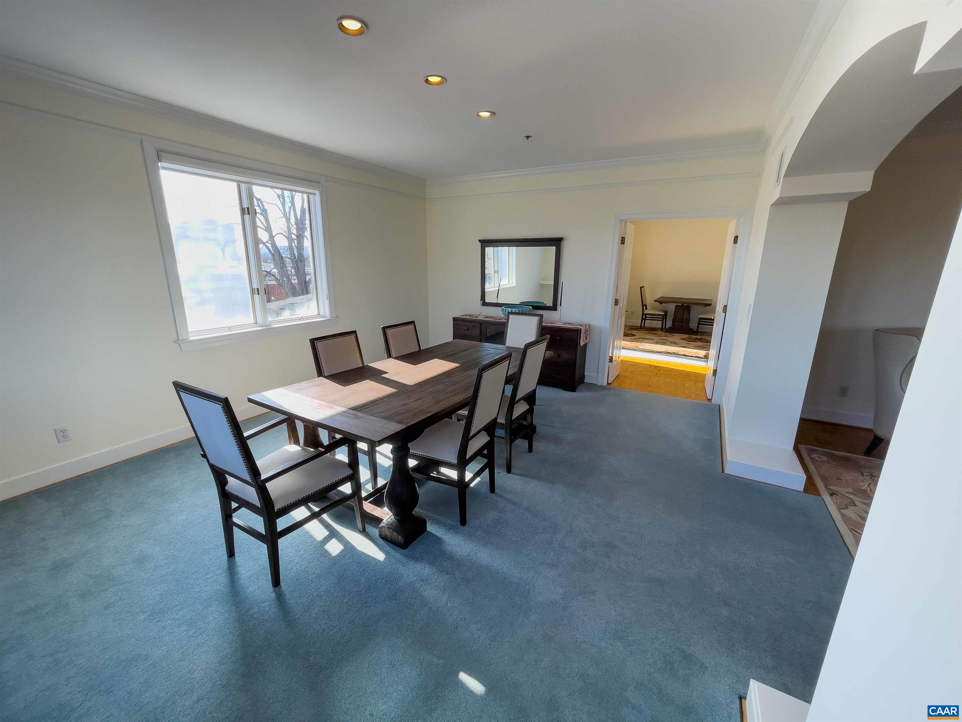261 E JEFFERSON ST Unit: 31,32