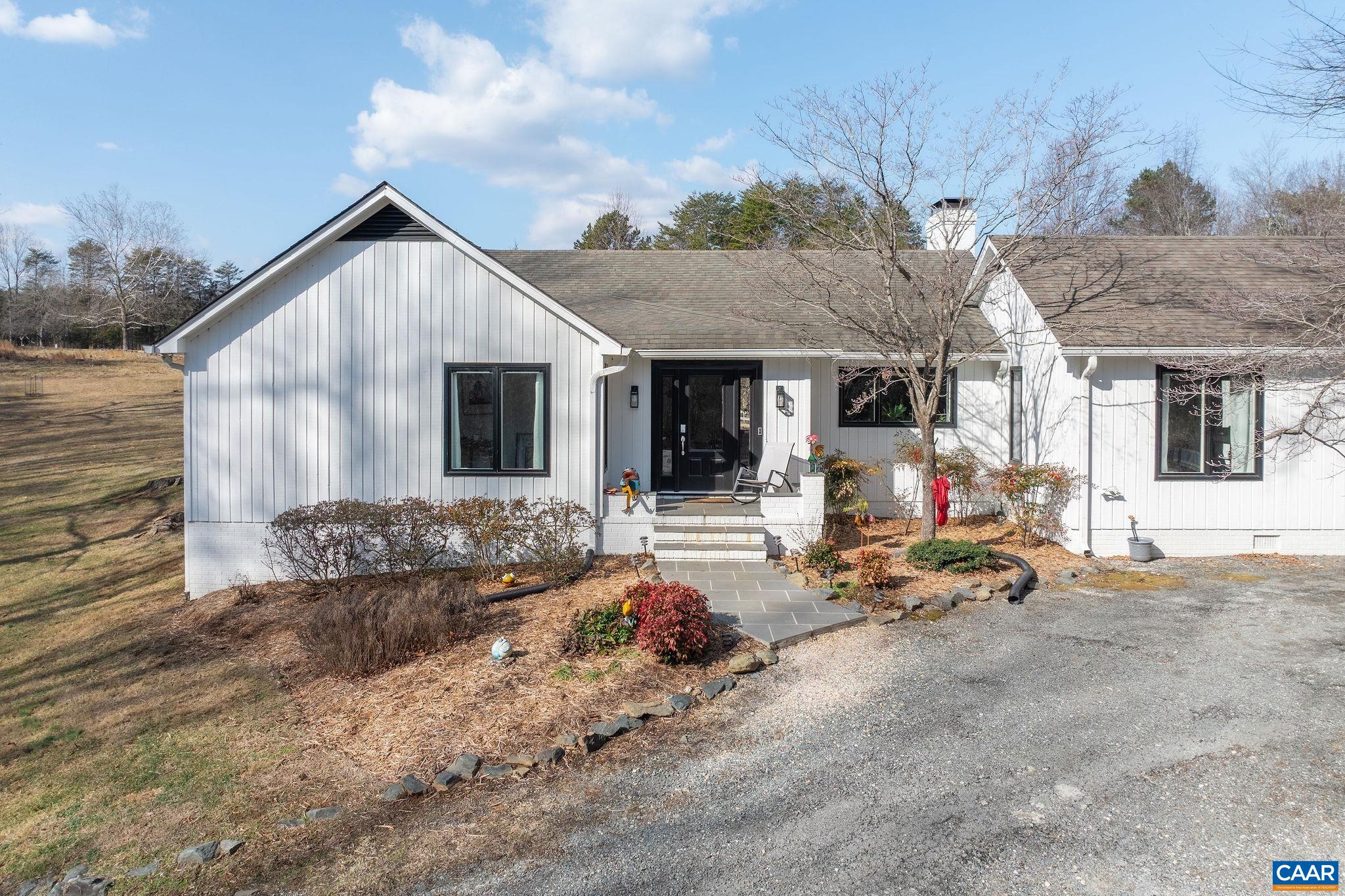 2795 PEA RIDGE RD