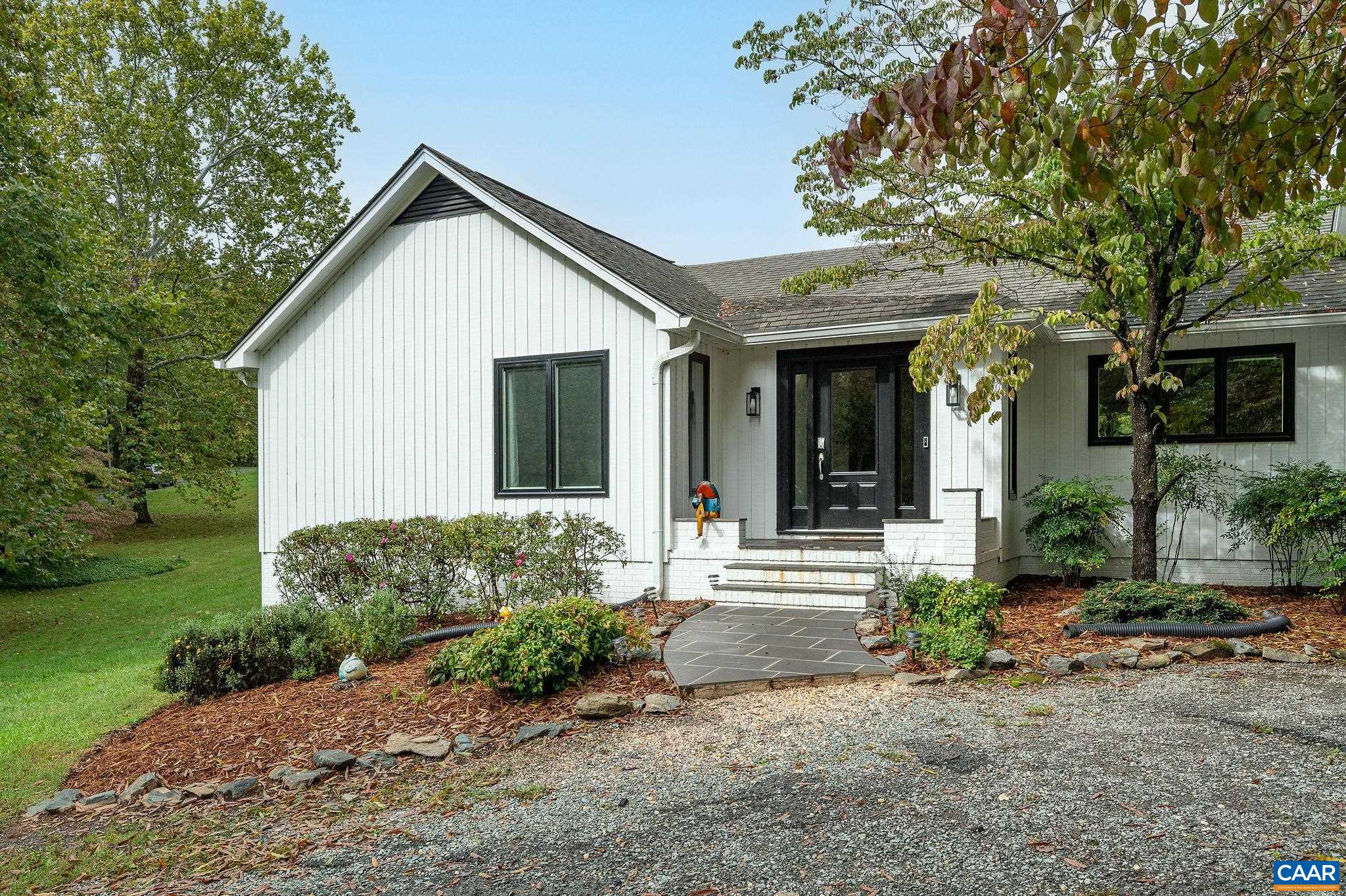 2795 PEA RIDGE RD