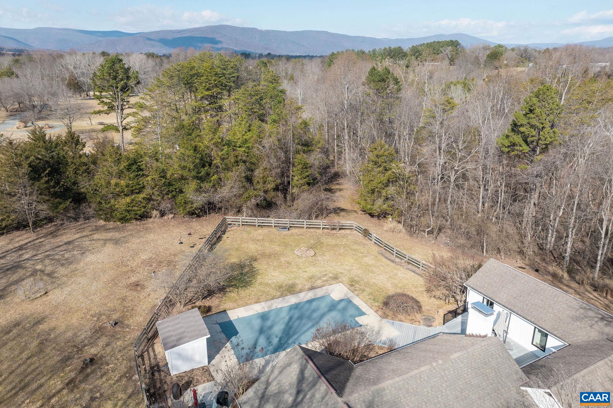 2795 PEA RIDGE RD