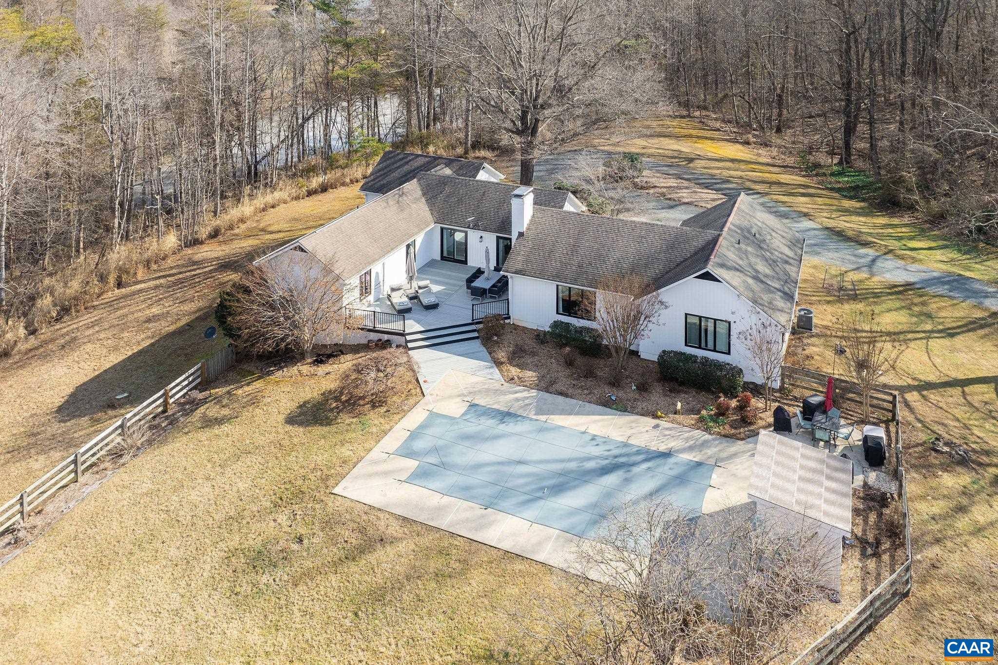 2795 PEA RIDGE RD