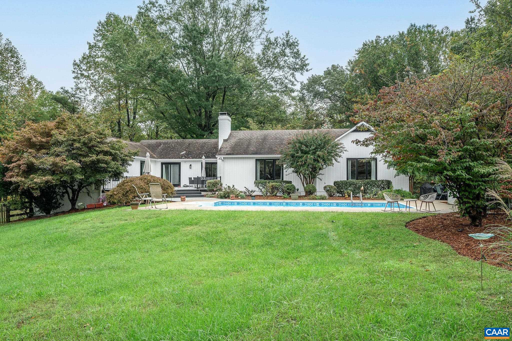 2795 PEA RIDGE RD