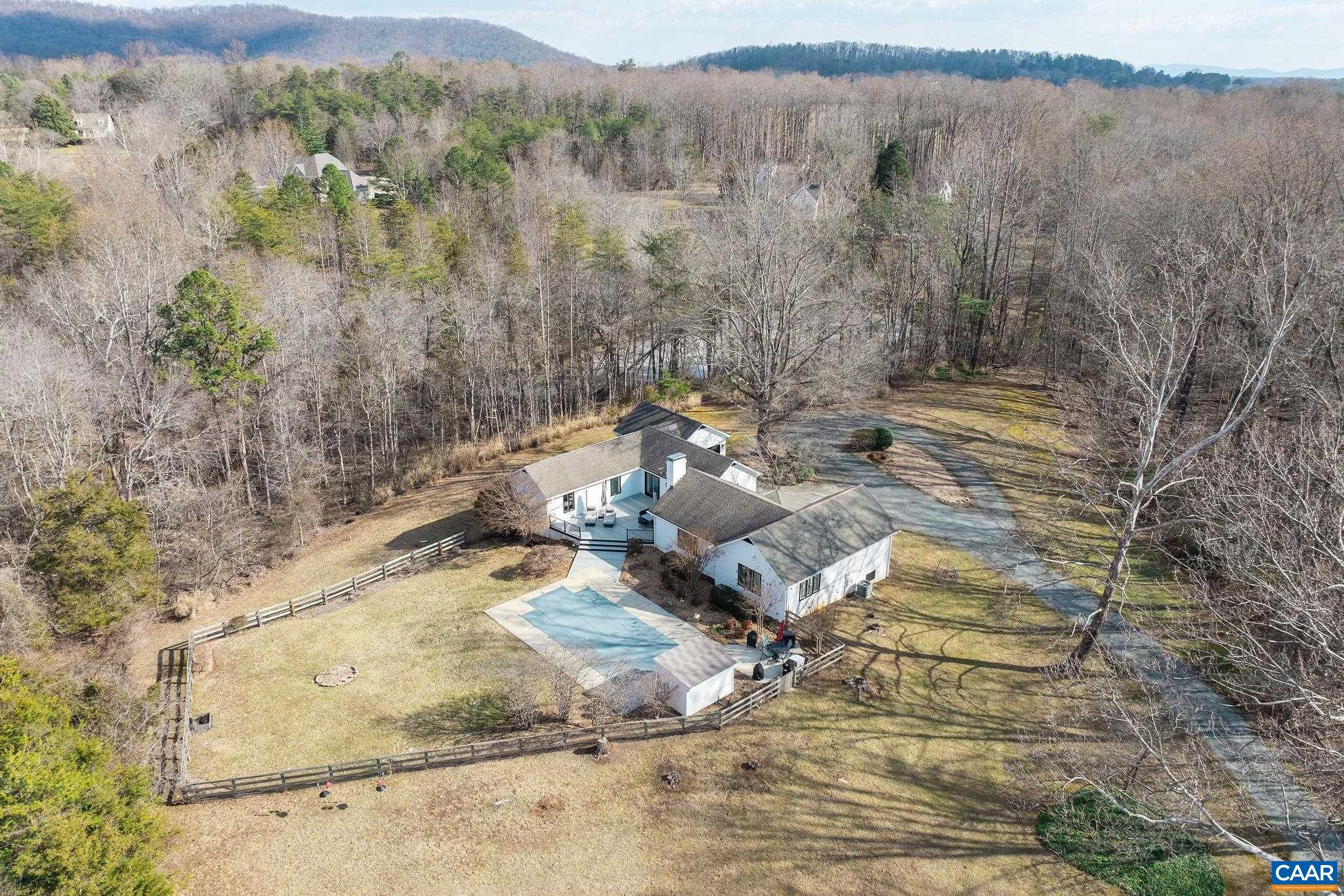 2795 PEA RIDGE RD