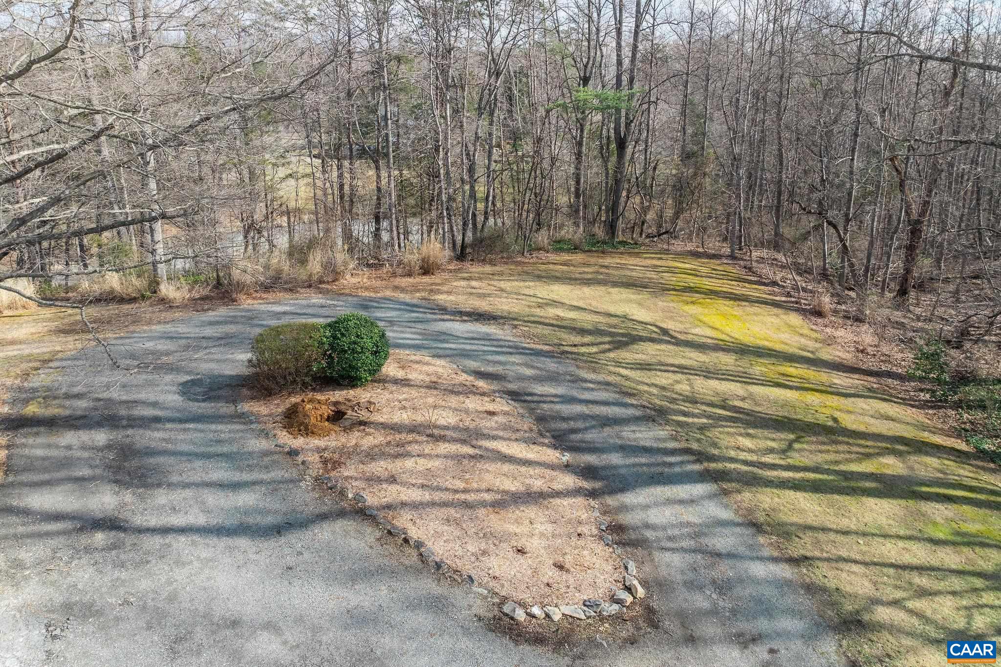 2795 PEA RIDGE RD